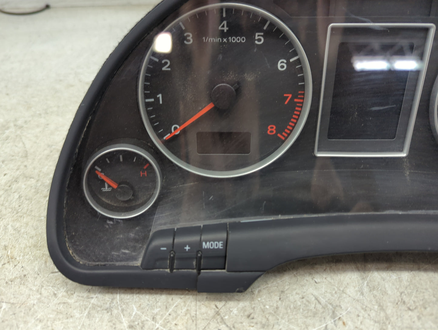 2006-2008 Audi A4 Instrument Cluster Speedometer Gauges P/N:8E0920950S 0263626094, 0433927600 Miles: Fits Fits 2006 2007 200