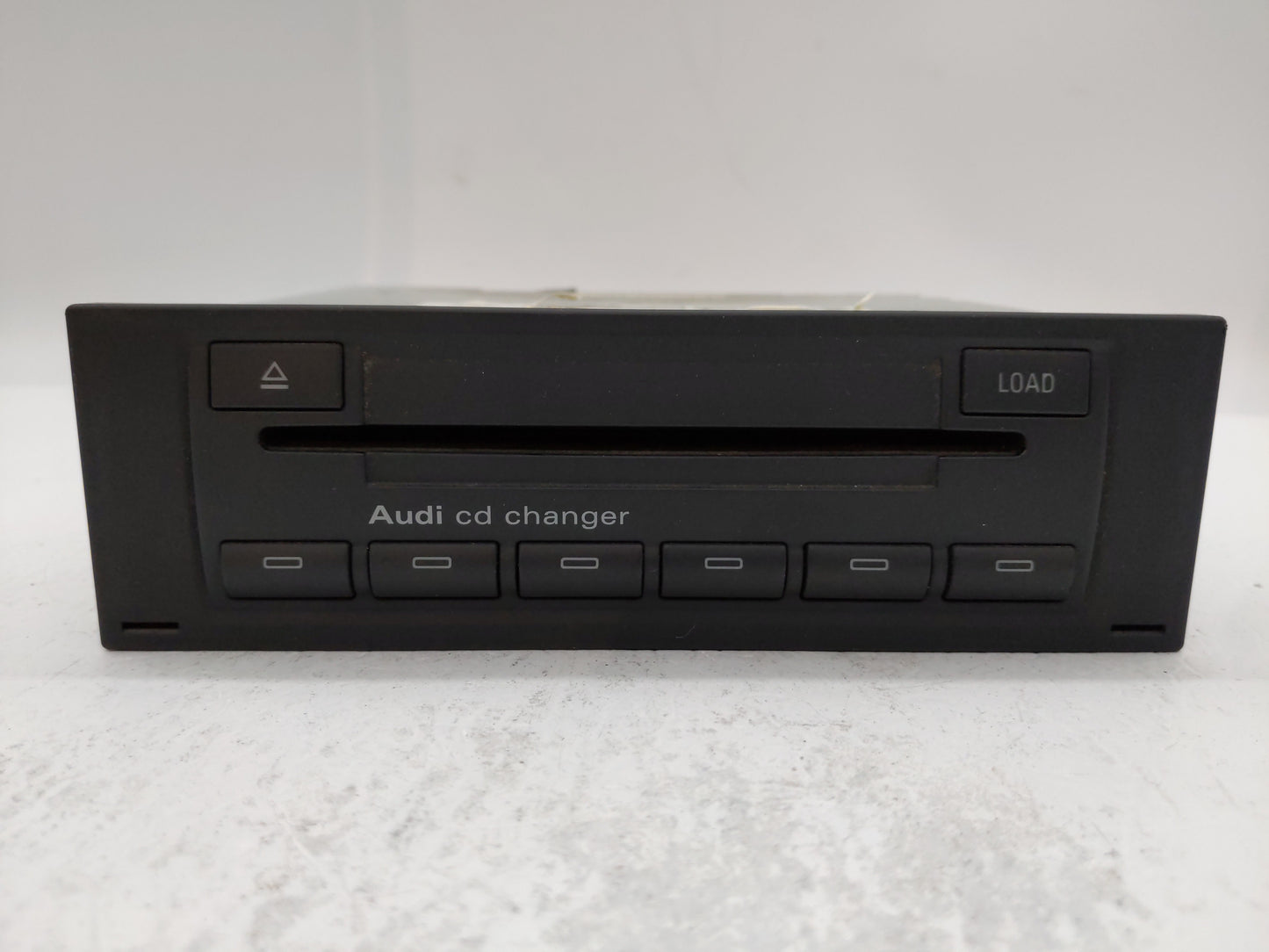 2002-2008 Audi A4 Am Fm Cd Player Radio Receiver - Oemusedautoparts1.com