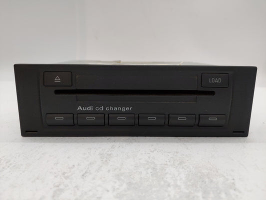 2002-2008 Audi A4 Am Fm Cd Player Radio Receiver - Oemusedautoparts1.com