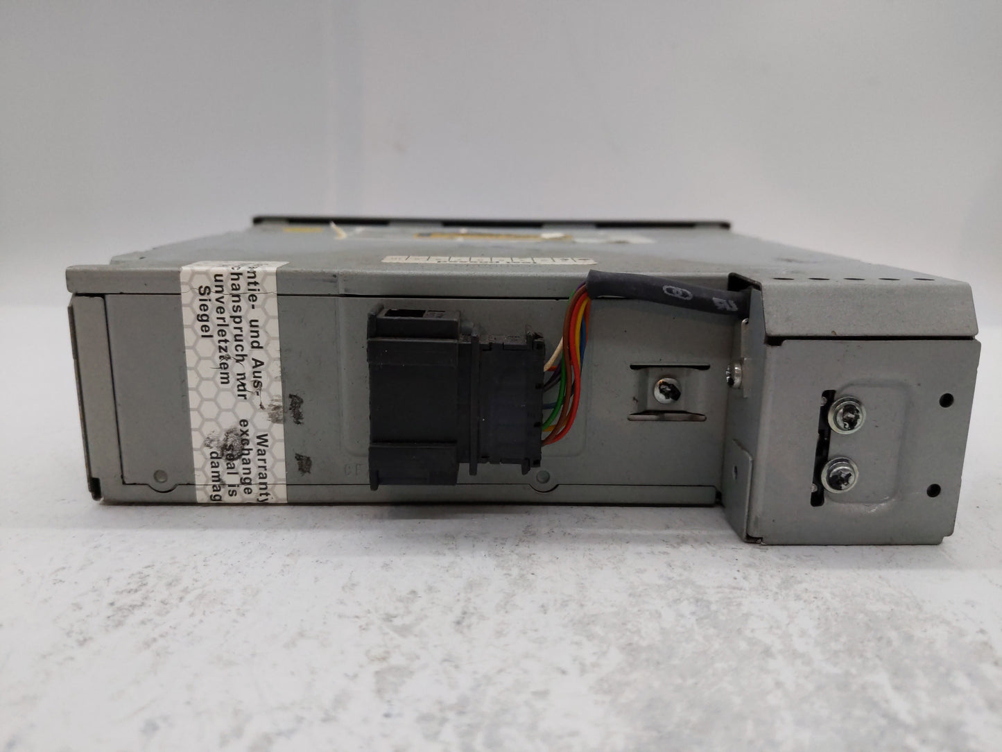 2002-2008 Audi A4 Am Fm Cd Player Radio Receiver - Oemusedautoparts1.com