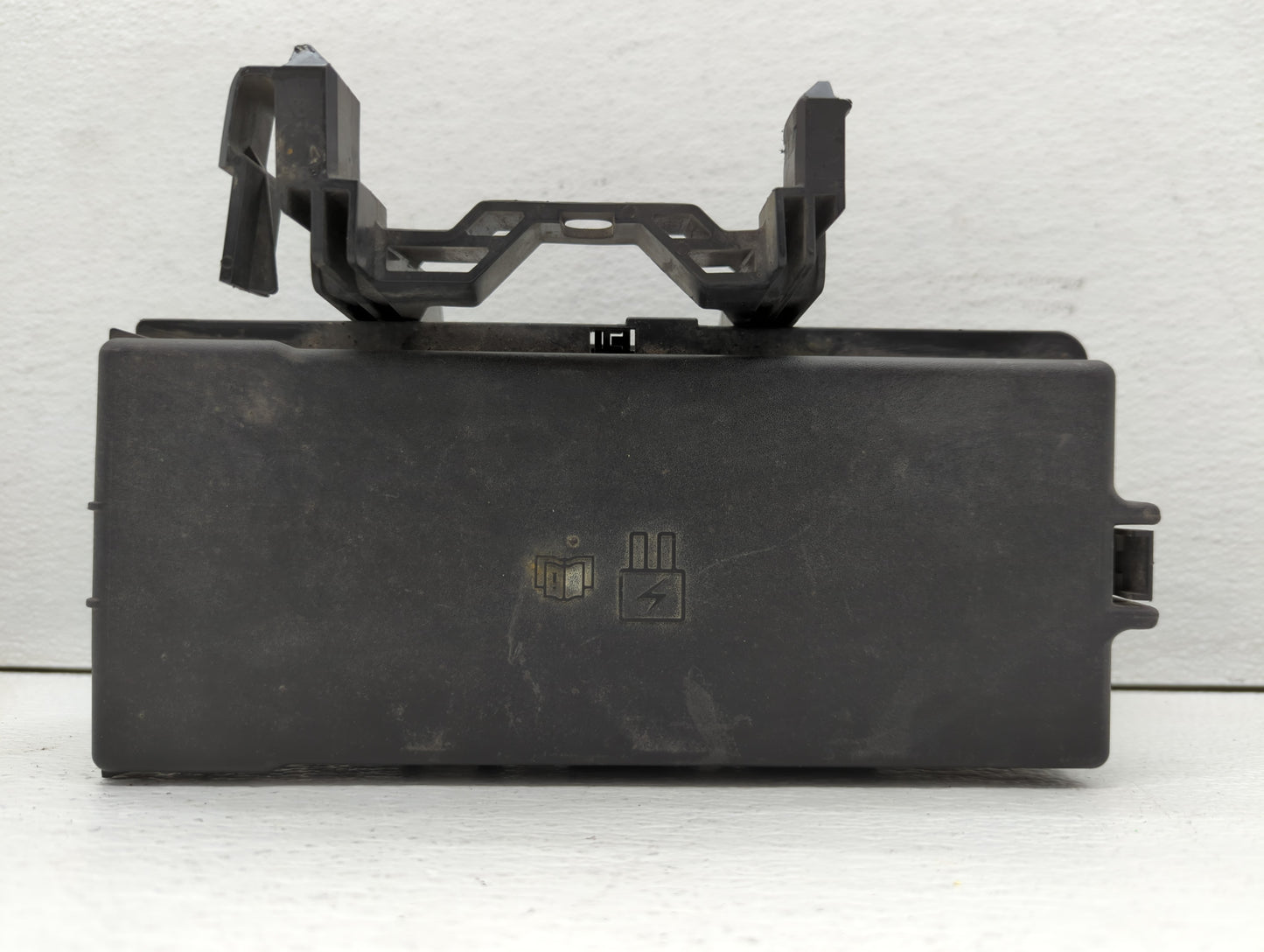 2000-2009 Audi A4 Fusebox Fuse Box Panel Relay Module P/N:8G1T-14A003-AC Fits OEM Used Auto Parts - Oemusedautoparts1.com