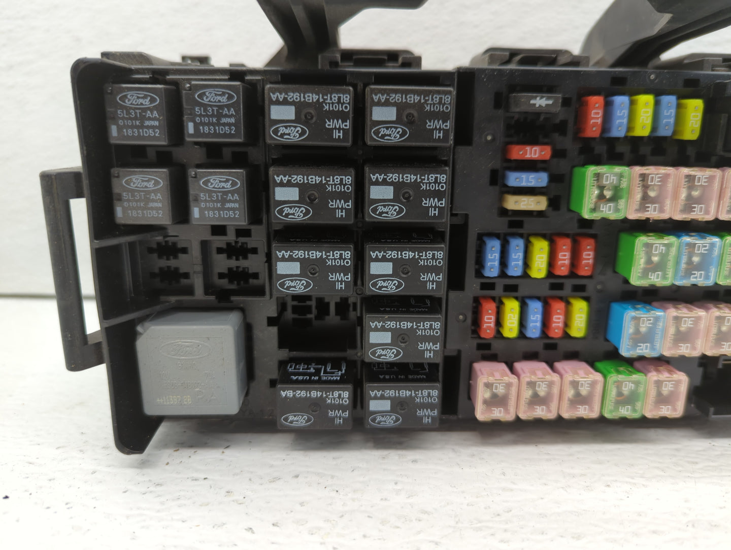 2000-2009 Audi A4 Fusebox Fuse Box Panel Relay Module P/N:8G1T-14A003-AC Fits OEM Used Auto Parts - Oemusedautoparts1.com