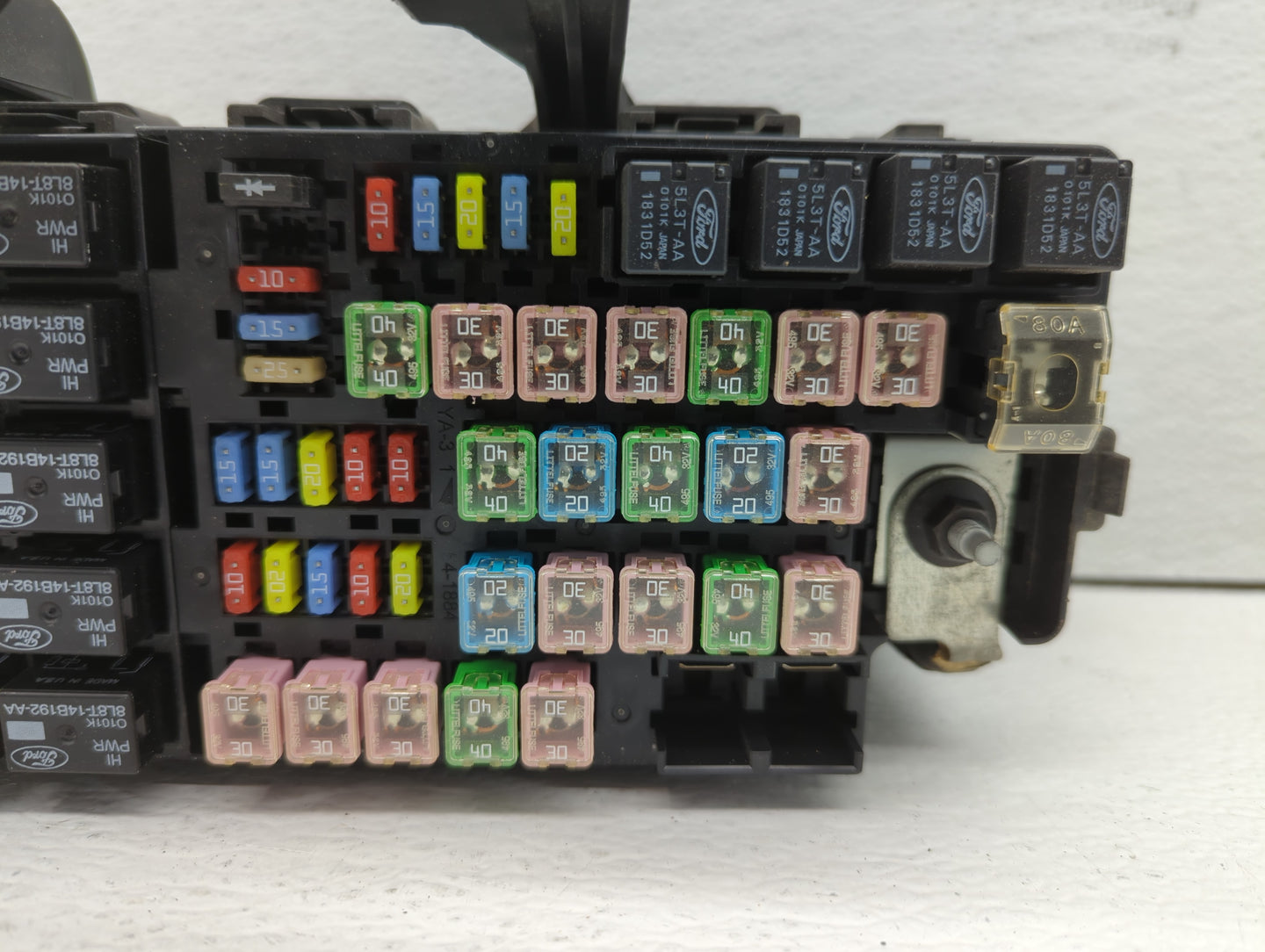2000-2009 Audi A4 Fusebox Fuse Box Panel Relay Module P/N:8G1T-14A003-AC Fits OEM Used Auto Parts - Oemusedautoparts1.com