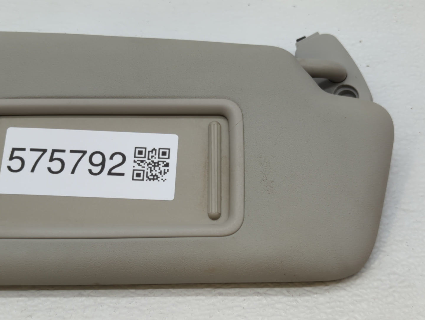 2002-2008 Audi A4 Sun Visor Shade Replacement Passenger Right Mirror Fits Fits 2002 2003 2004 2005 2006 2007 2008 OEM Used A