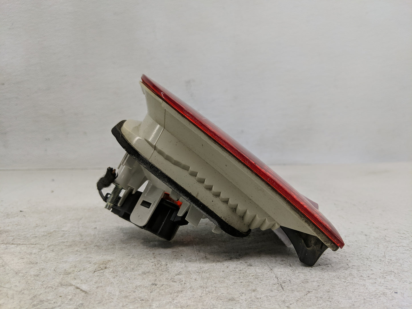 2005-2008 Audi A4 Quattro Tail Light Assembly Driver Left OEM P/N:965038-01 Fits Fits 2005 2006 2007 2008 OEM Used Auto Part