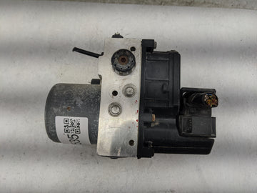 2006 Audi A4 Quattro ABS Pump Control Module Replacement P/N:8E0614517A 0265225045, 0265950012 Fits OEM Used Auto Parts - Oe