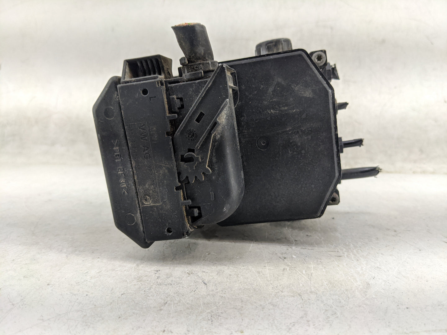 2006 Audi A4 Quattro ABS Pump Control Module Replacement P/N:8E0614517A 0265225045, 0265950012 Fits OEM Used Auto Parts - Oe