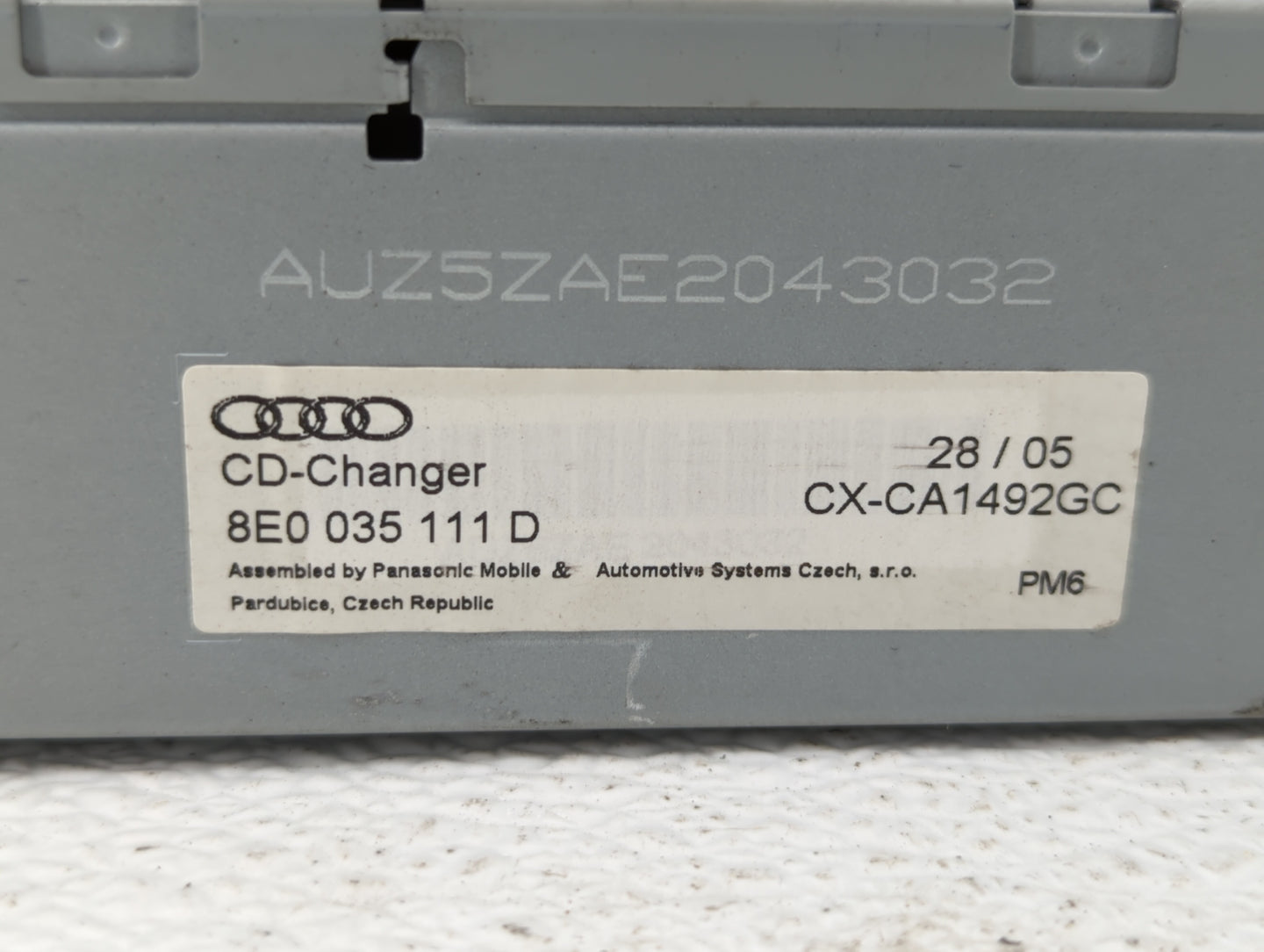 2002-2008 Audi A4 Quattro Am Fm Cd Player Radio Receiver - Oemusedautoparts1.com