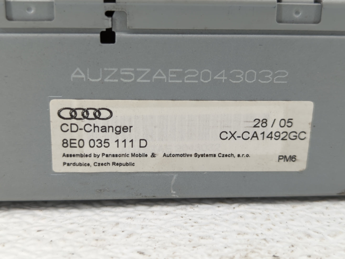 2002-2008 Audi A4 Quattro Am Fm Cd Player Radio Receiver - Oemusedautoparts1.com