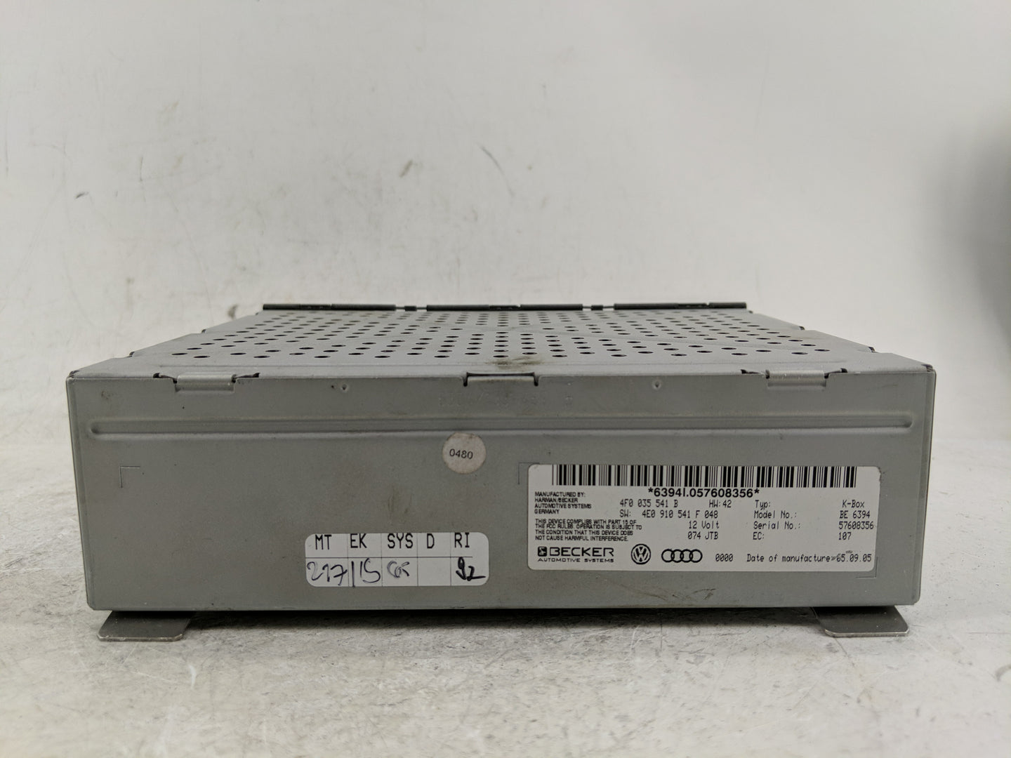 2005-2009 Audi A6 Radio AM FM Cd Player Receiver Replacement P/N:4F0 035 541 B Fits Fits 2005 2006 2007 2008 2009 OEM Used A