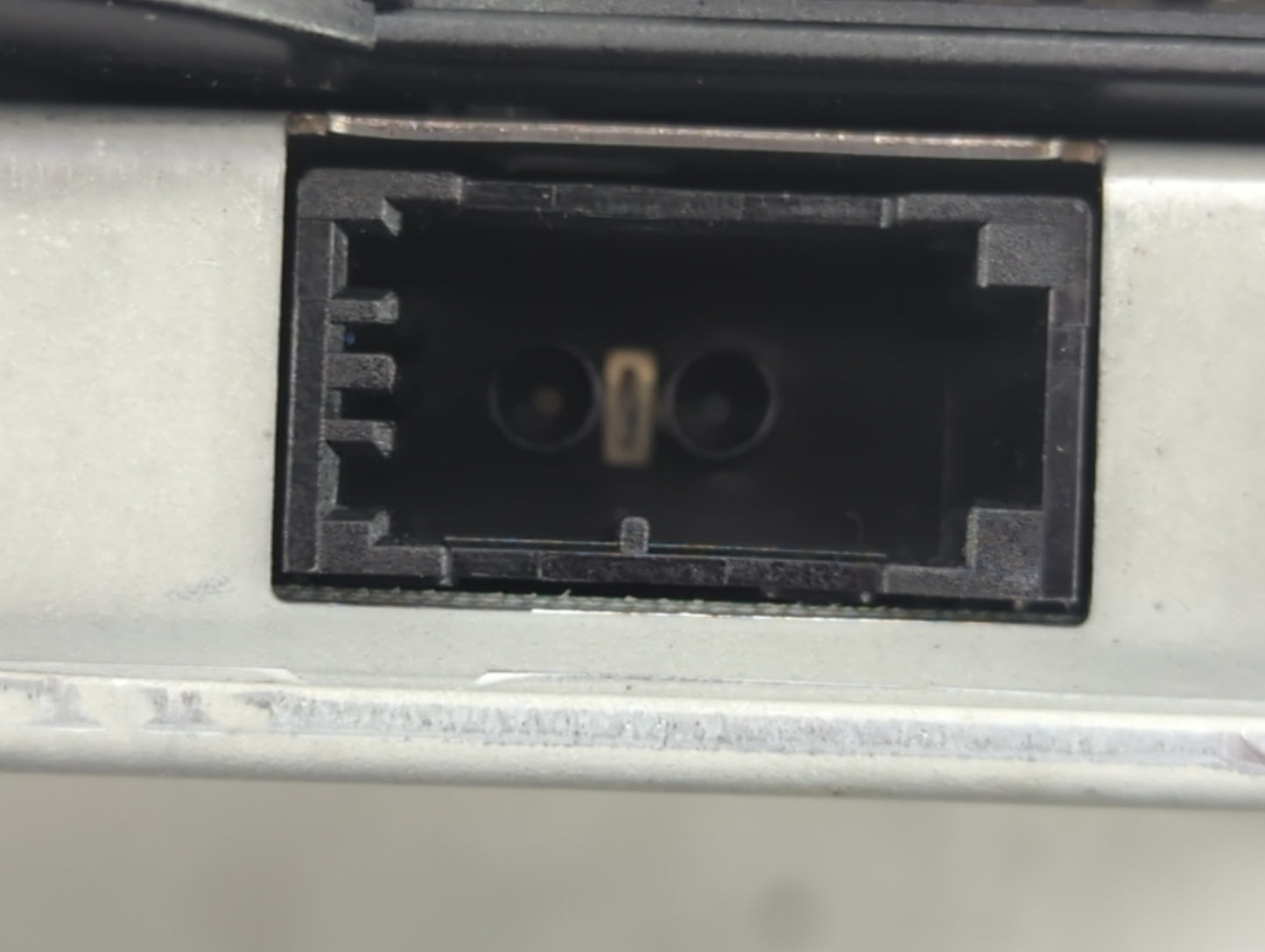 2005-2009 Audi A6 Radio AM FM Cd Player Receiver Replacement P/N:4F0 035 541 B Fits Fits 2005 2006 2007 2008 2009 OEM Used A