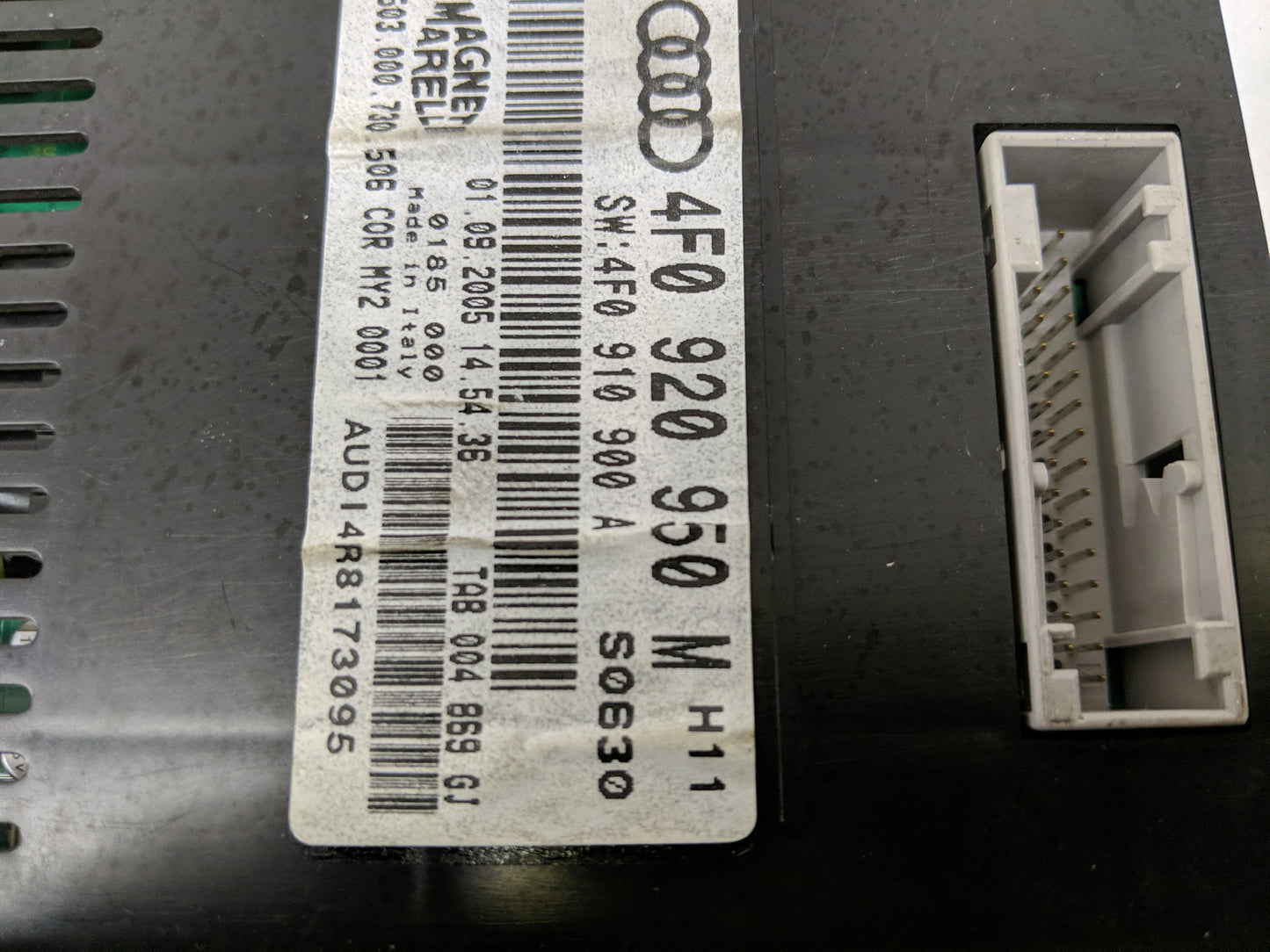 2005-2008 Audi A6 Instrument Cluster Speedometer Gauges P/N:4F0 920 950 M Fits Fits 2005 2006 2007 2008 OEM Used Auto Parts 