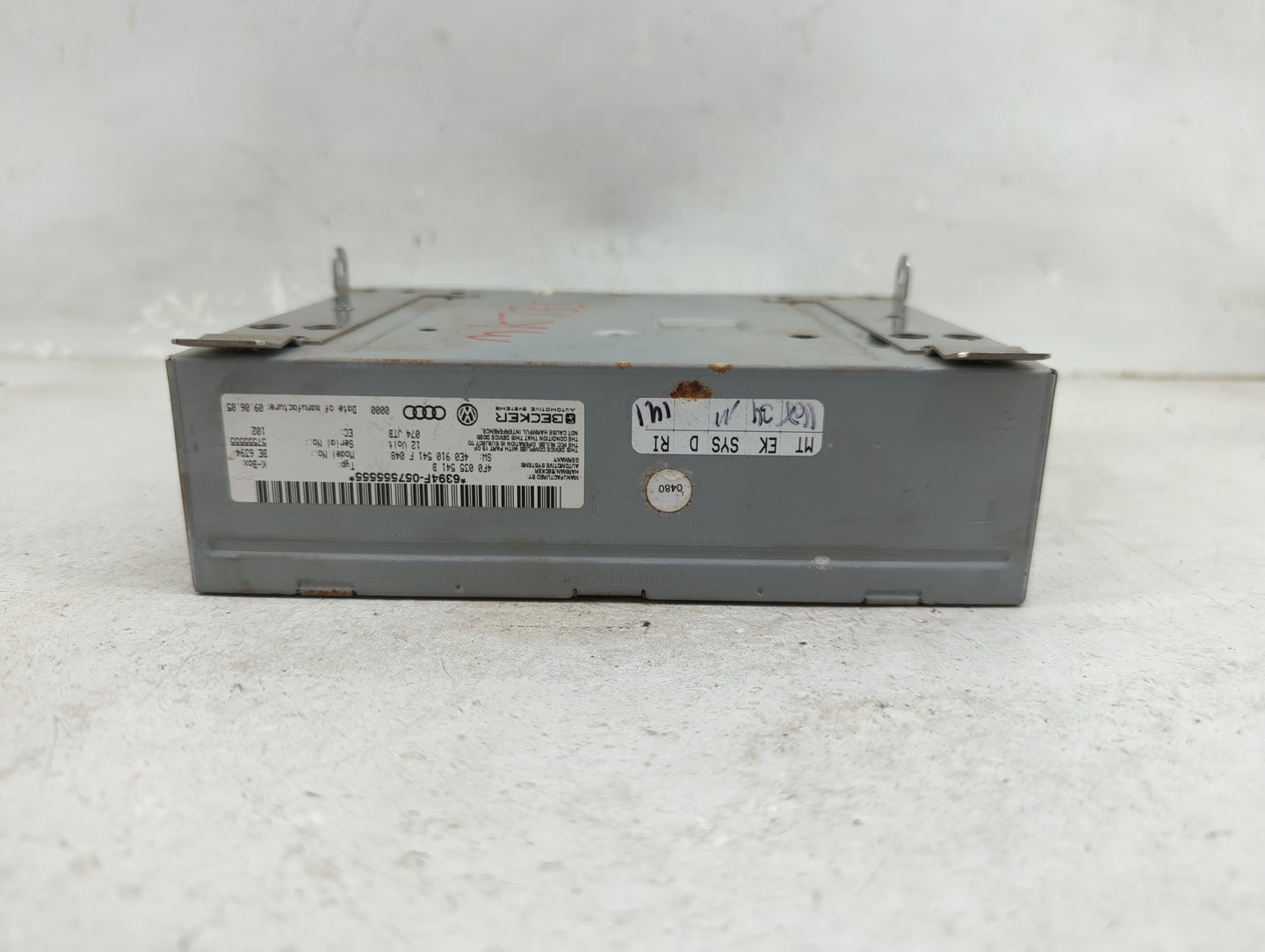 2005-2009 Audi A6 Radio AM FM Cd Player Receiver Replacement P/N:4F0035541B 4E0910541F Fits Fits 2005 2006 2007 2008 2009 OE