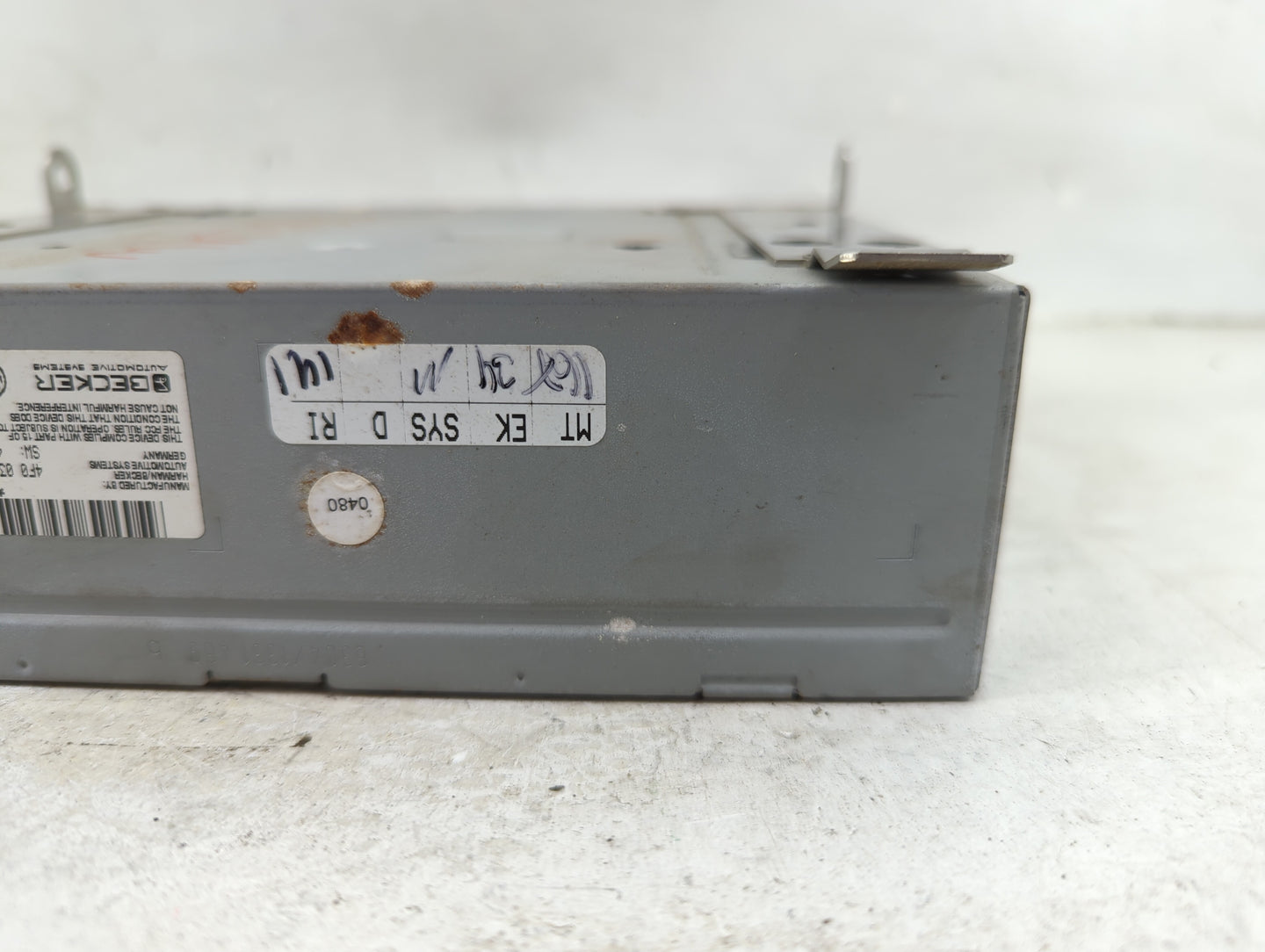 2005-2009 Audi A6 Radio AM FM Cd Player Receiver Replacement P/N:4F0035541B 4E0910541F Fits Fits 2005 2006 2007 2008 2009 OE