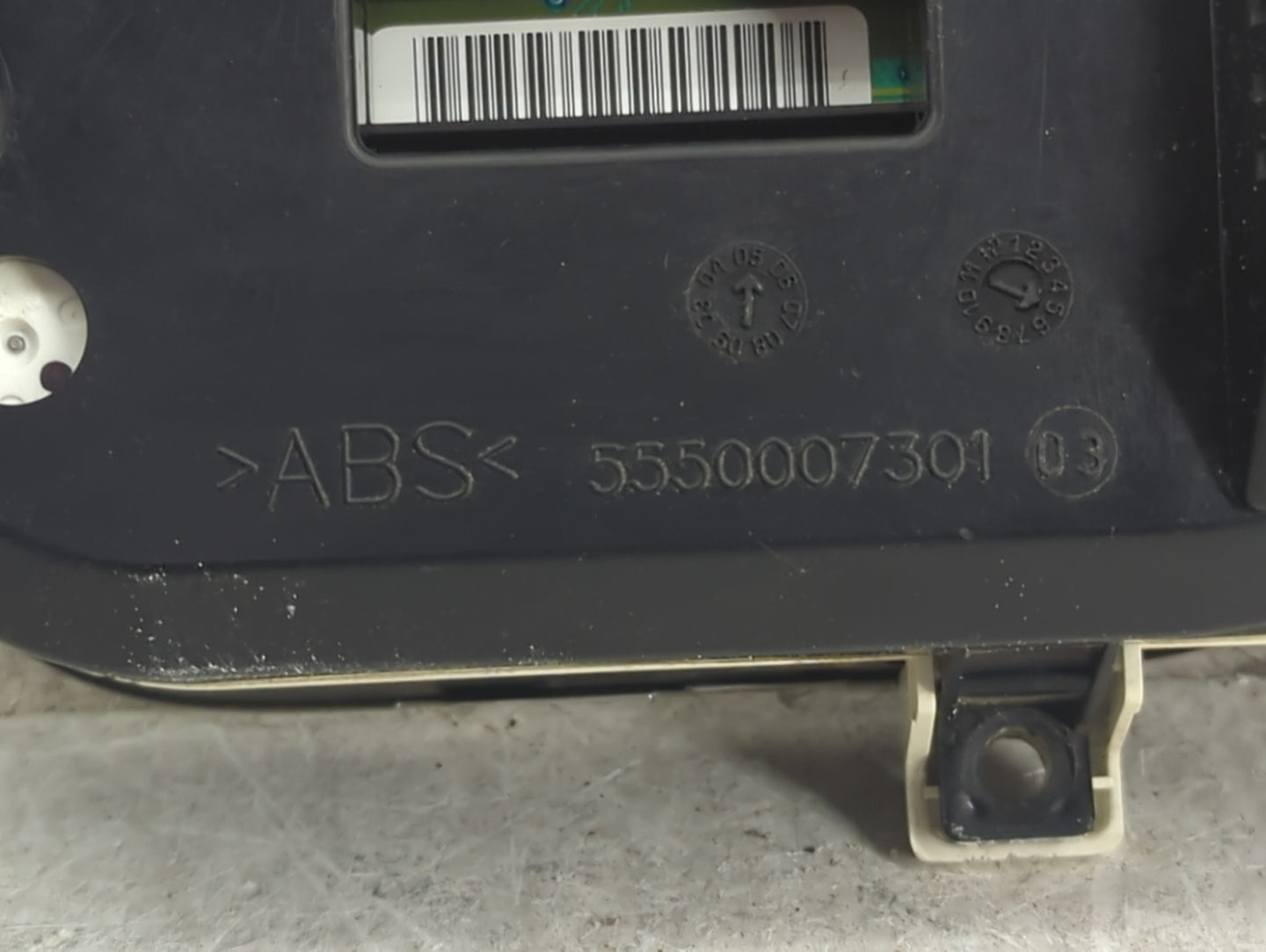 2005-2008 Audi A6 Instrument Cluster Speedometer Gauges P/N:5550007301 Miles:120K Fits Fits 2005 2006 2007 2008 OEM Used Aut