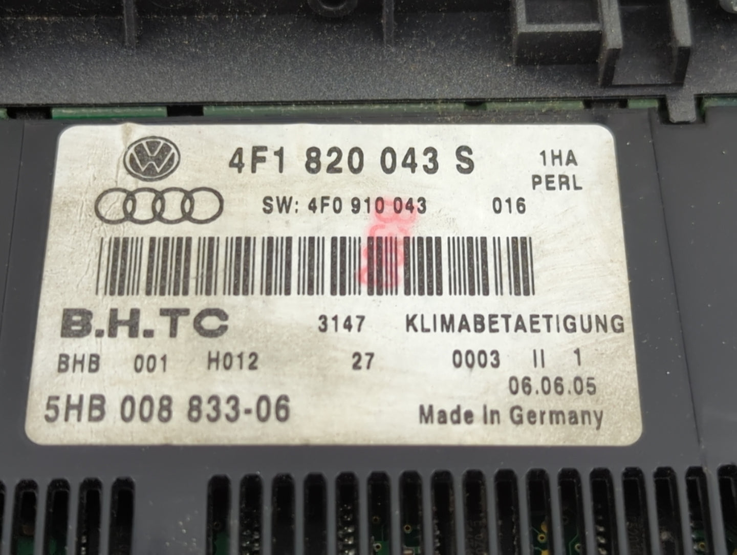2006-2011 Audi A6 Climate Control Module Temperature AC/Heater Replacement P/N:4F1820043S 4F0910043 Fits OEM Used Auto Parts