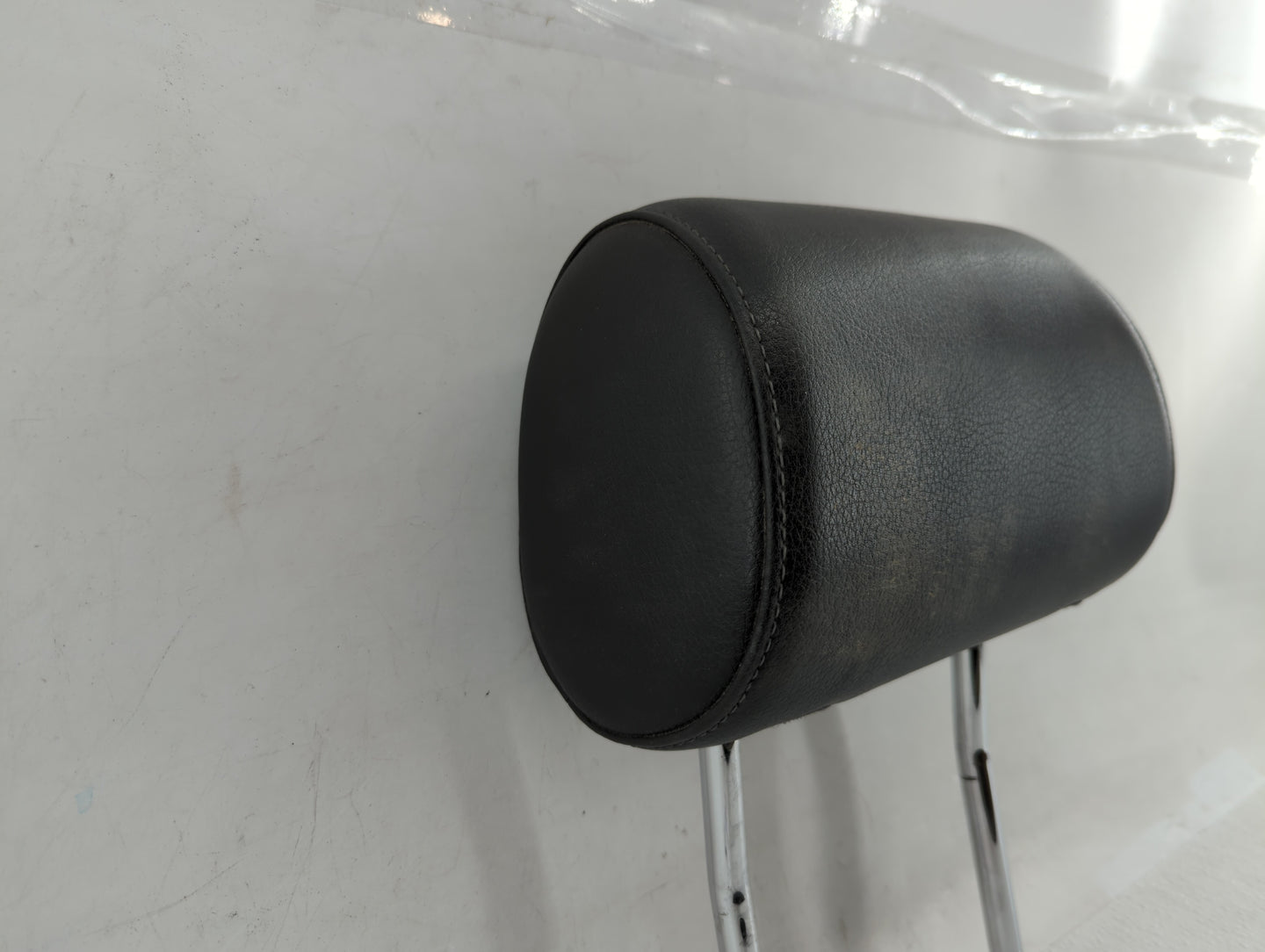 2005-2011 Audi A6 Headrest Head Rest Rear Seat Fits Fits 2005 2006 2007 2008 2009 2010 2011 OEM Used Auto Parts - Oemusedaut