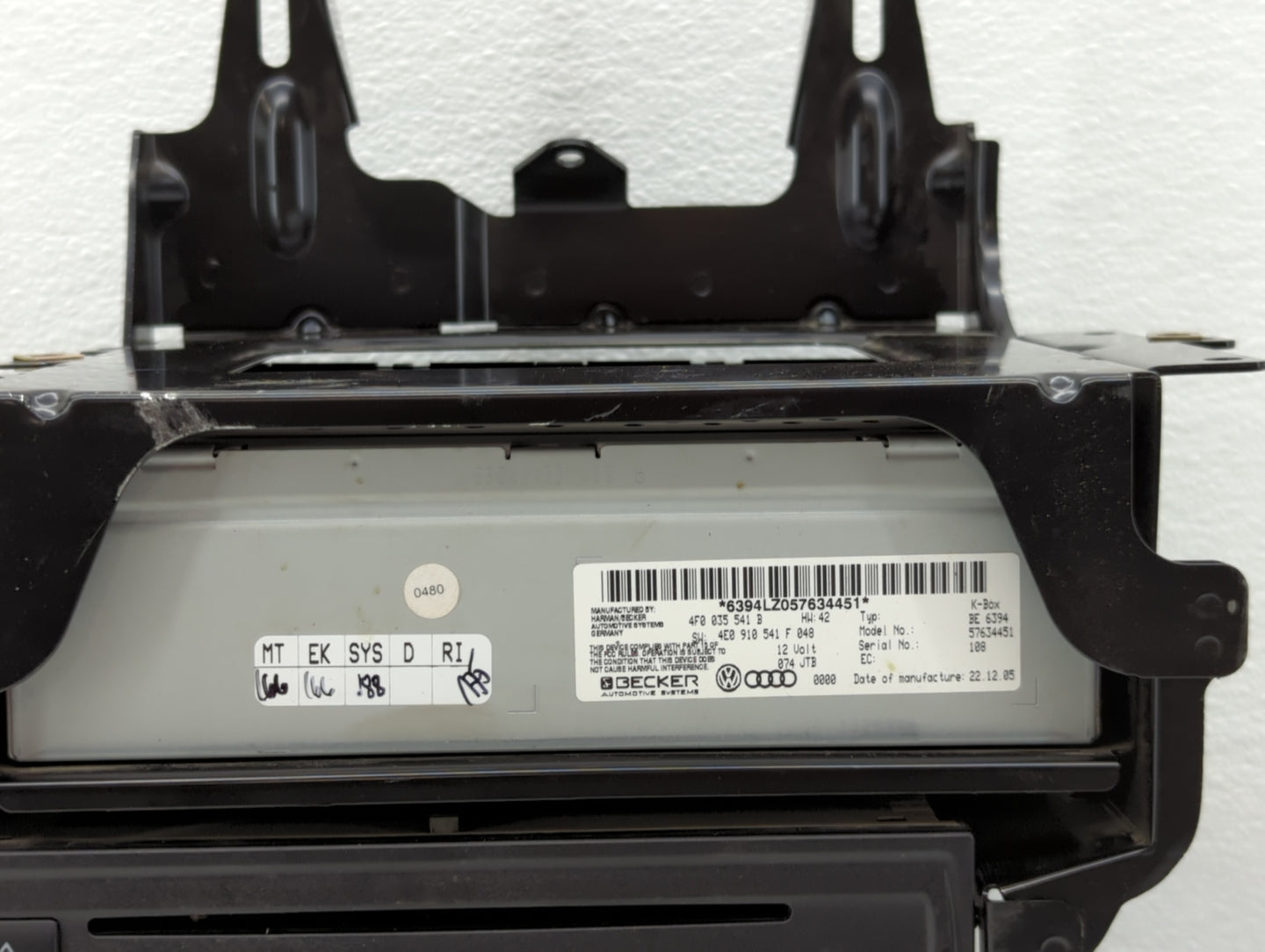 2005-2009 Audi A6 Am Fm Cd Player Radio Receiver - Oemusedautoparts1.com