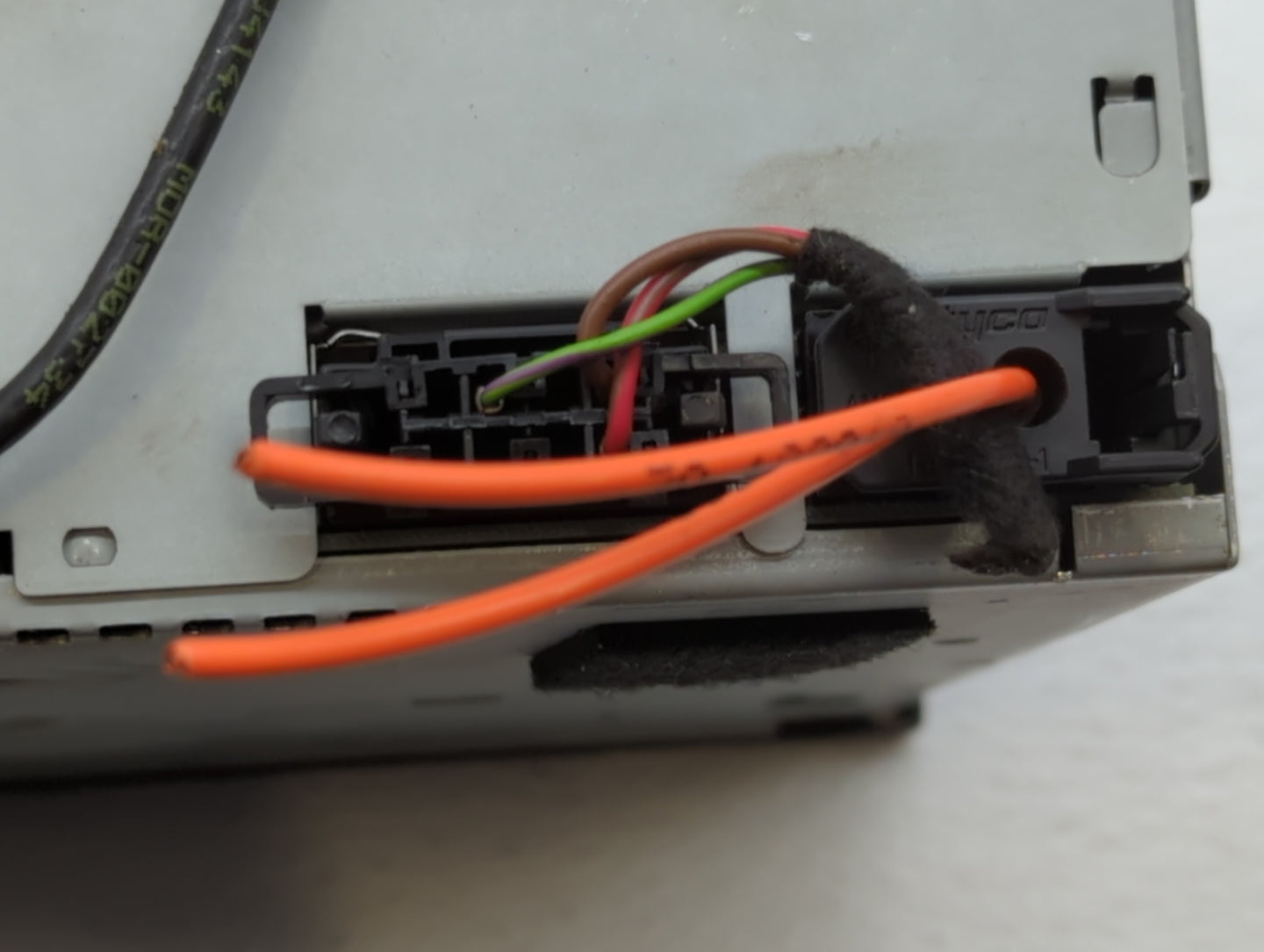 2006 Audi A6 Radio AM FM Cd Player Receiver Replacement P/N:4E0 919 887 M 4E0 919 888 F, 4F0 035 223 A, 4F0 035 541 B Fits O