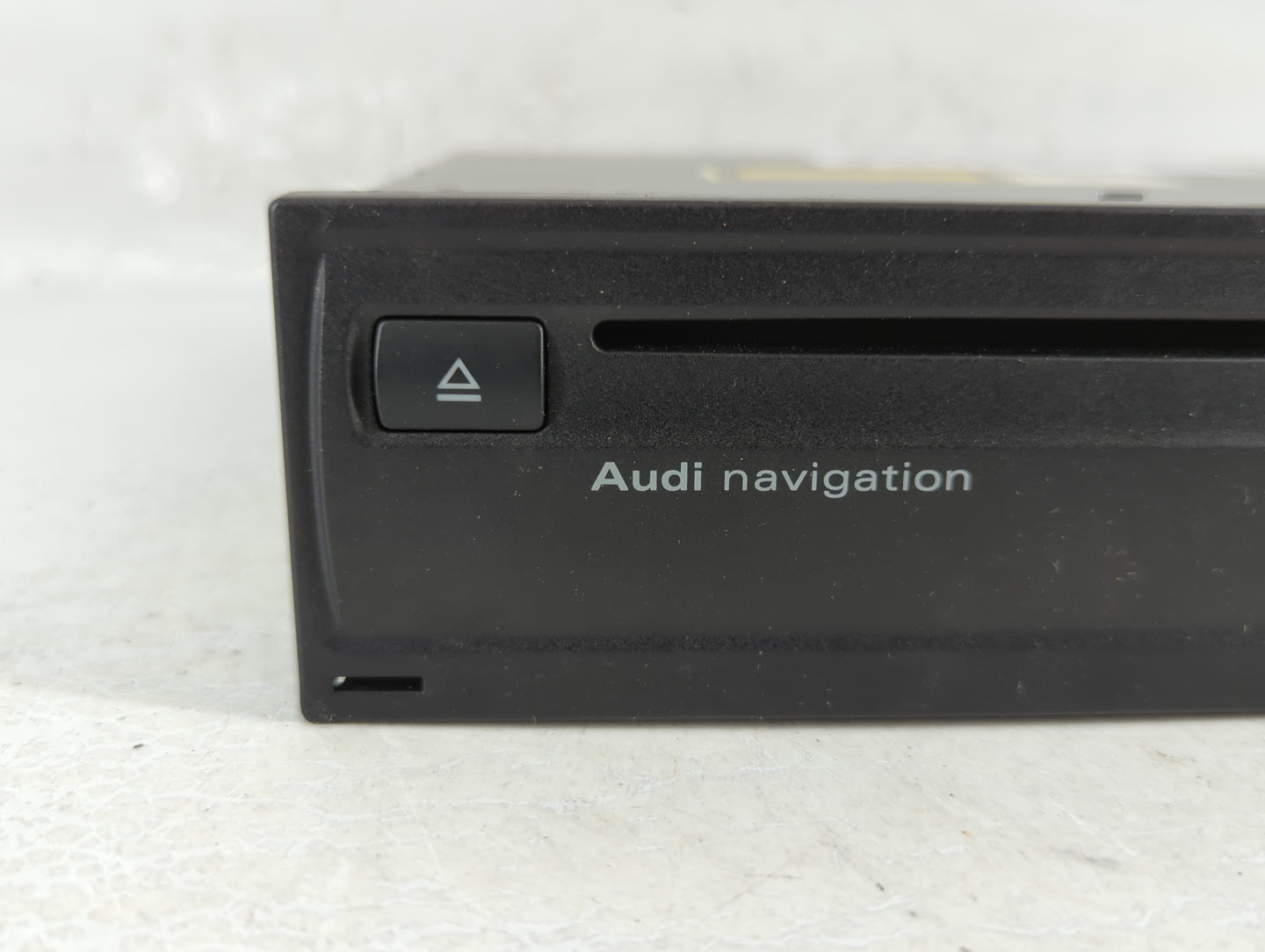 2006 Audi A6 Am Fm Cd Player Radio Receiver - Oemusedautoparts1.com