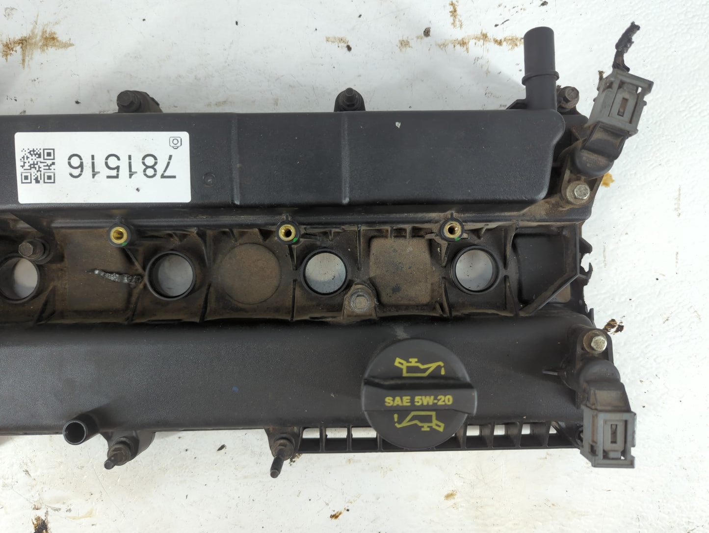 2003-2006 Audi A8 Driver Left Cylinder Head Valve Cover P/N:29071321575922 Fits Fits 2003 2004 2005 2006 OEM Used Auto Parts
