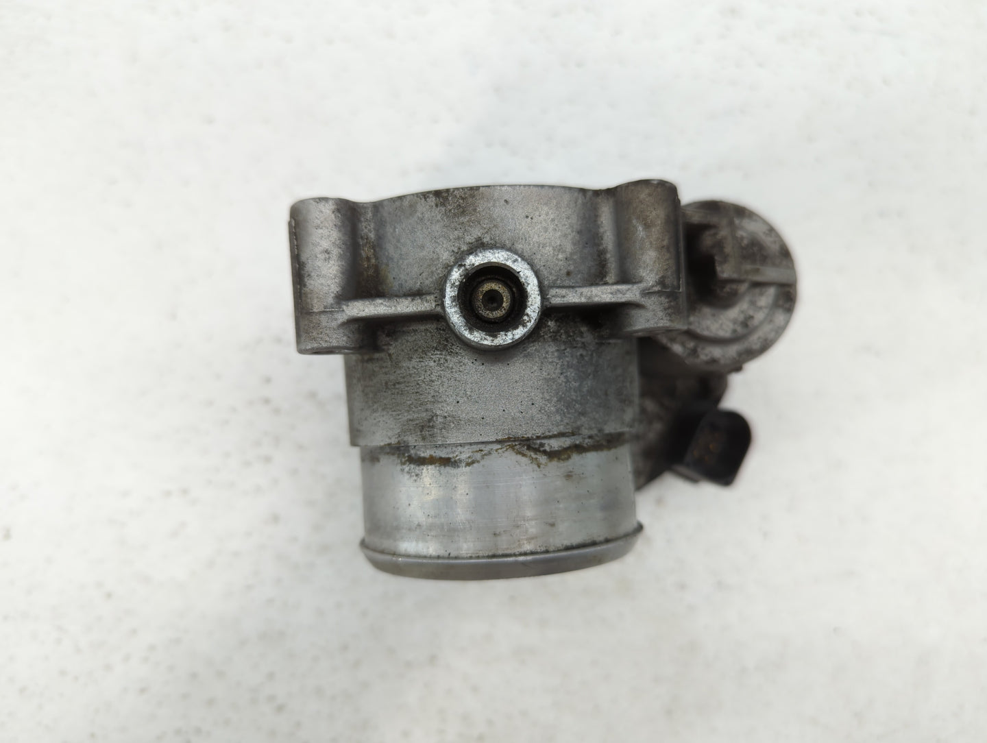 2010-2017 Audi Q5 Throttle Body P/N:06F 133 062 E 06F 133 062 T Fits OEM Used Auto Parts - Oemusedautoparts1.com