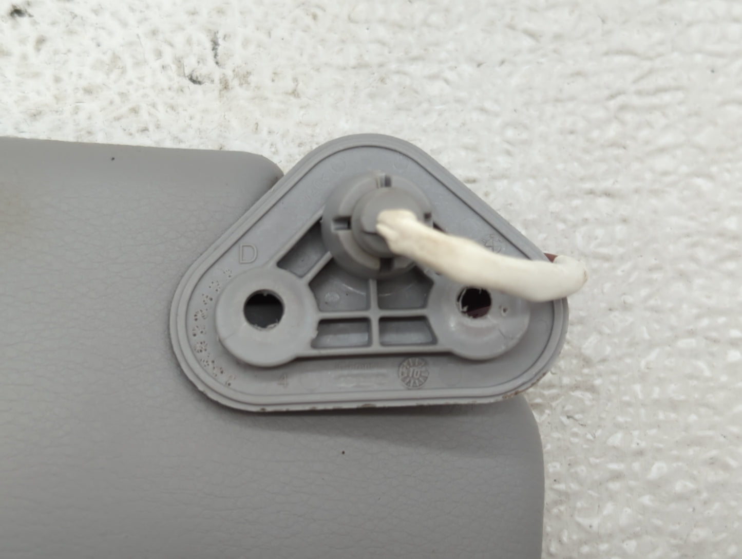 2006-2011 Bmw 323i Sun Visor Shade Replacement Passenger Right Mirror Fits OEM Used Auto Parts - Oemusedautoparts1.com