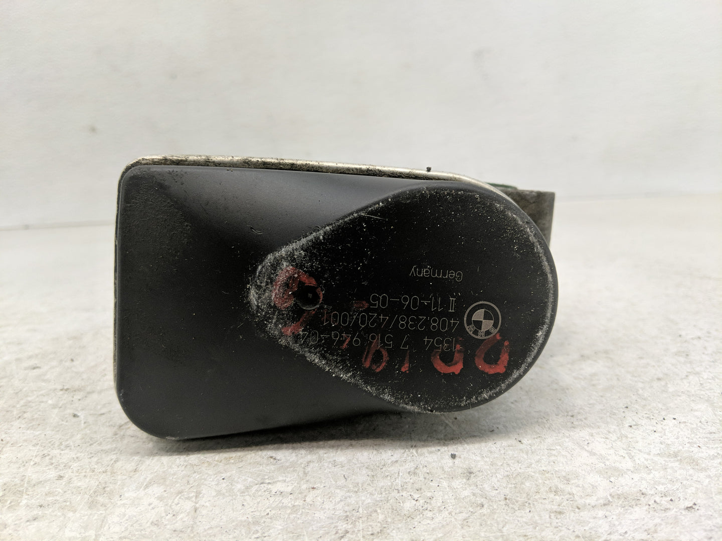 2006 Bmw 325ci Throttle Body Fits OEM Used Auto Parts - Oemusedautoparts1.com