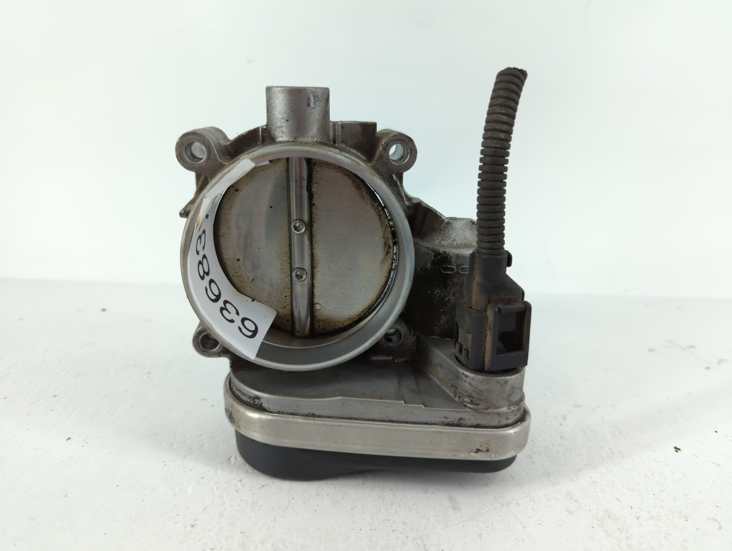 2006 Bmw 325ci Throttle Body P/N:1354 7 516 946 Fits Fits 2007 2008 OEM Used Auto Parts - Oemusedautoparts1.com