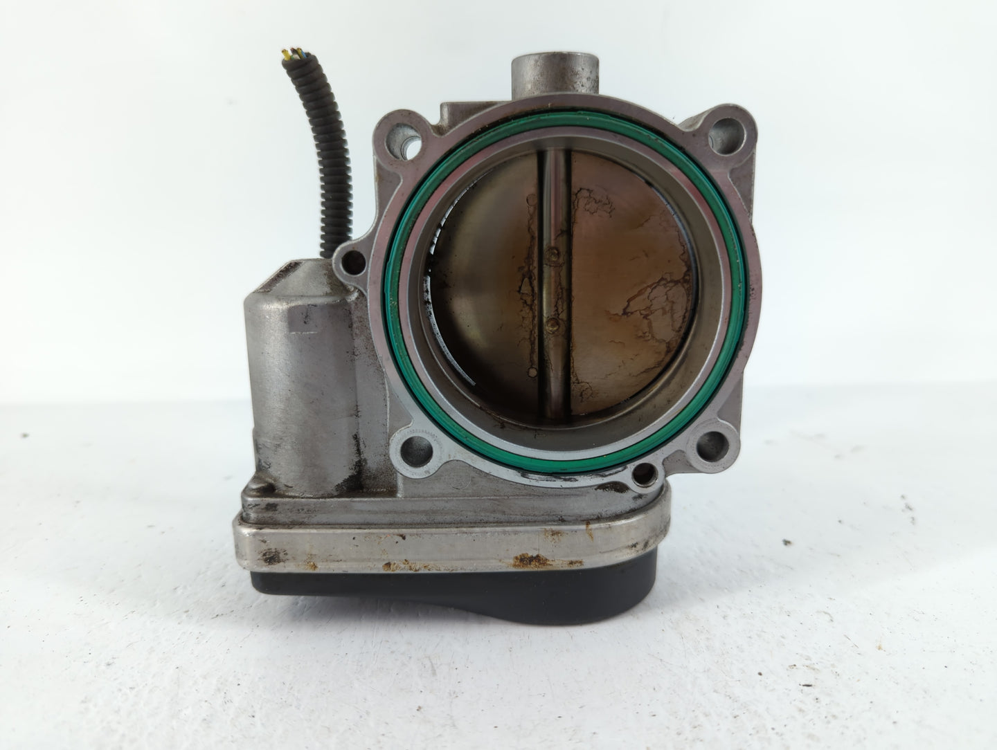 2006 Bmw 325ci Throttle Body P/N:1354 7 516 946 Fits Fits 2007 2008 OEM Used Auto Parts - Oemusedautoparts1.com
