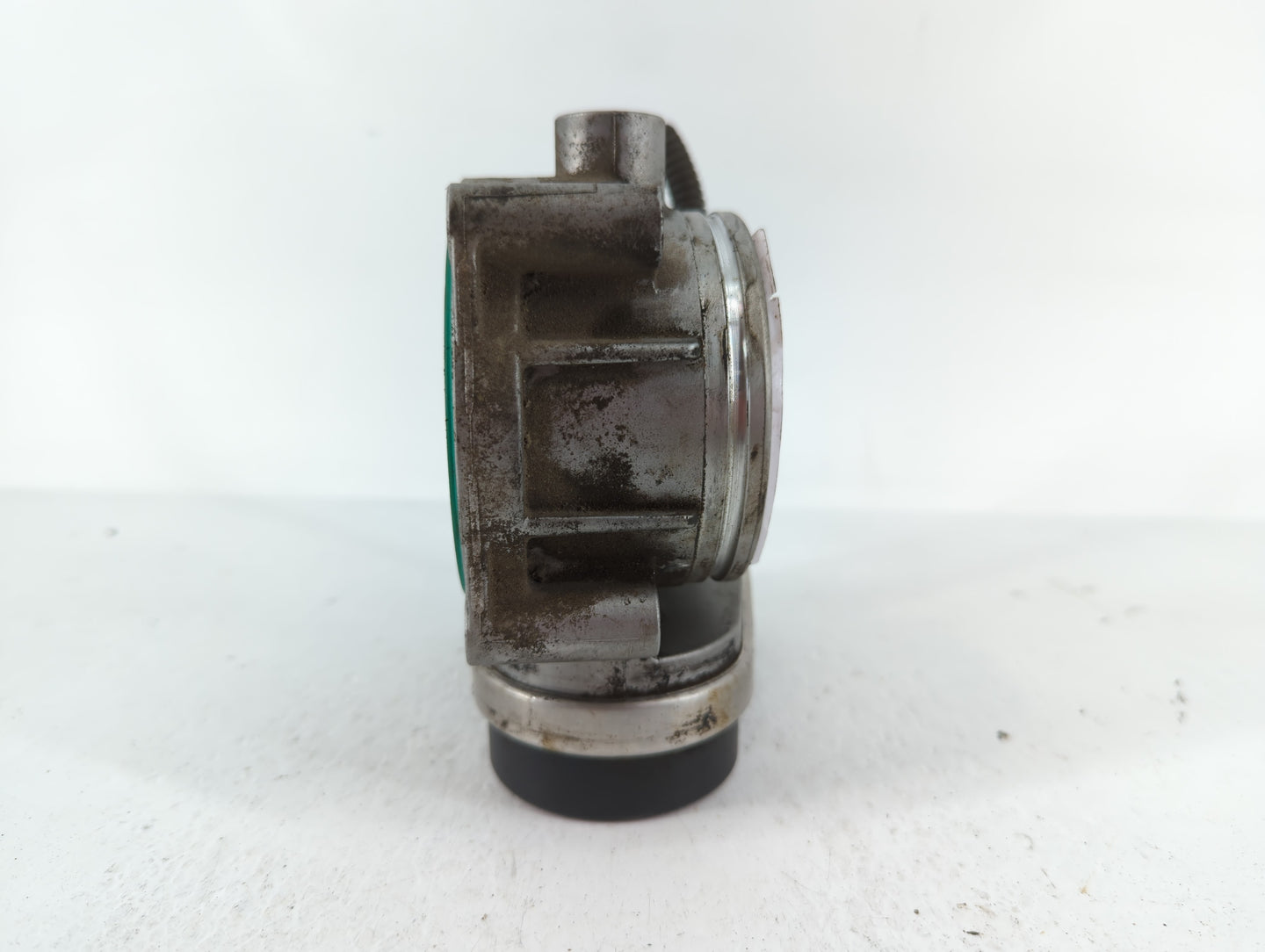 2006 Bmw 325ci Throttle Body P/N:1354 7 516 946 Fits Fits 2007 2008 OEM Used Auto Parts - Oemusedautoparts1.com