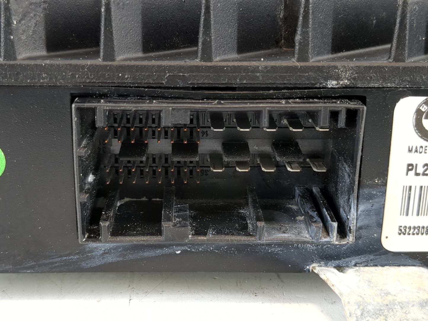 2001-2005 Bmw 325i Radio Speaker Amplifier 532230808 - Oemusedautoparts1.com