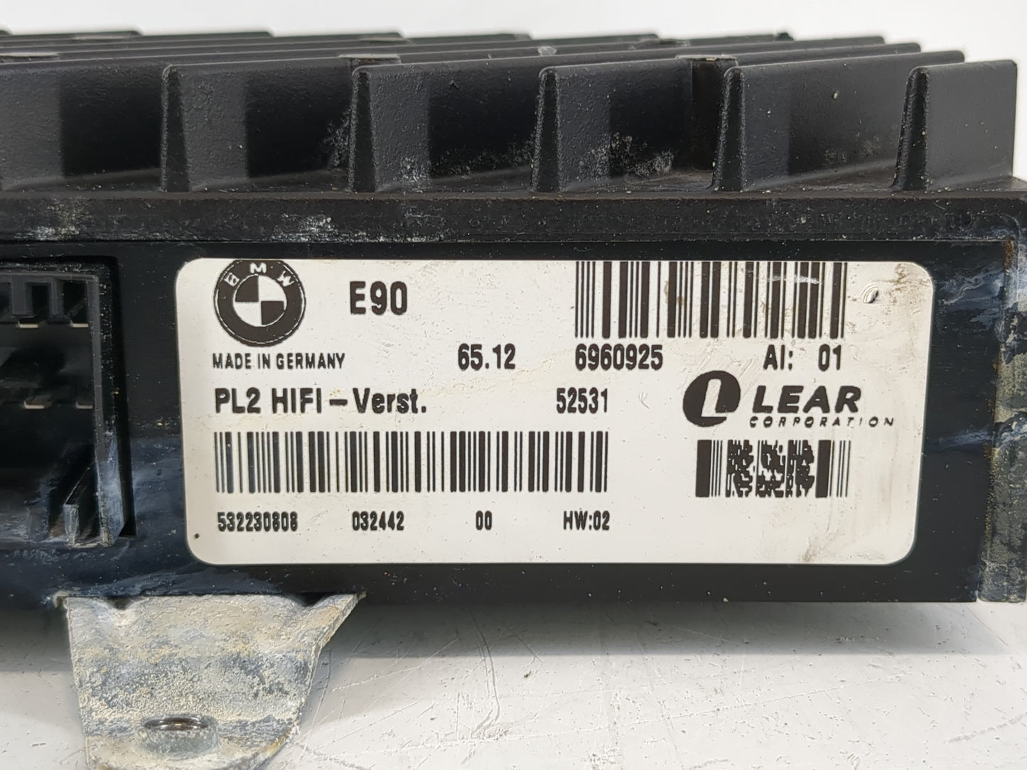 2001-2005 Bmw 325i Radio Speaker Amplifier 532230808 - Oemusedautoparts1.com