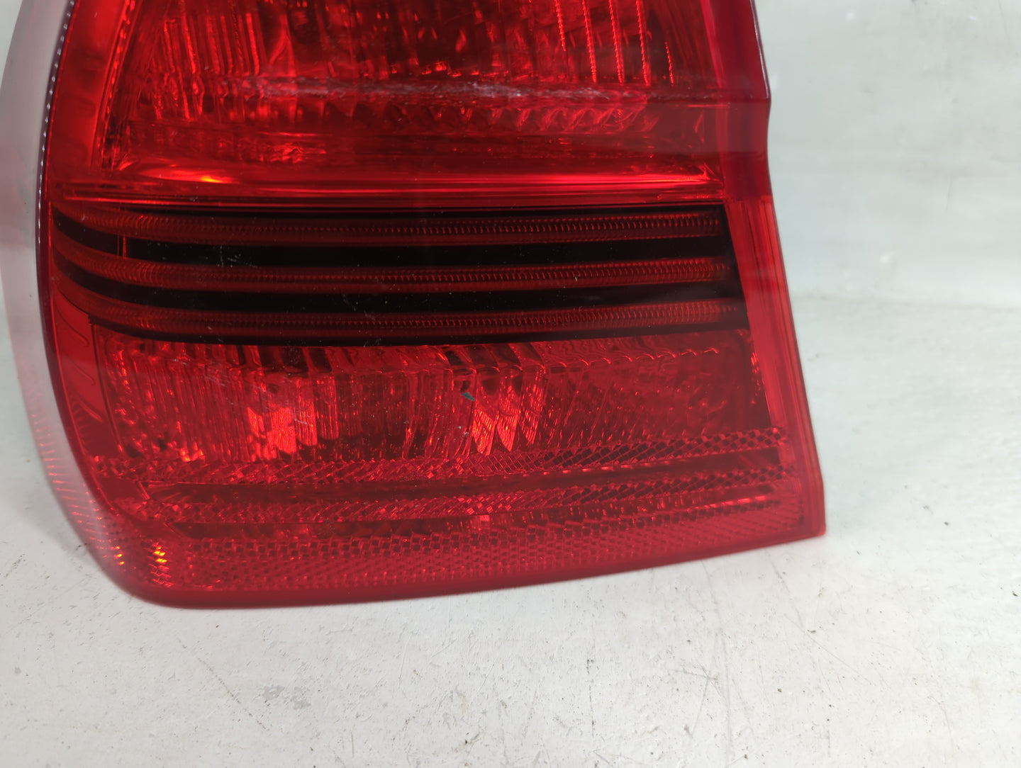 2006 Bmw 325i Tail Light Assembly Driver Left OEM Fits Fits 2007 2008 OEM Used Auto Parts - Oemusedautoparts1.com