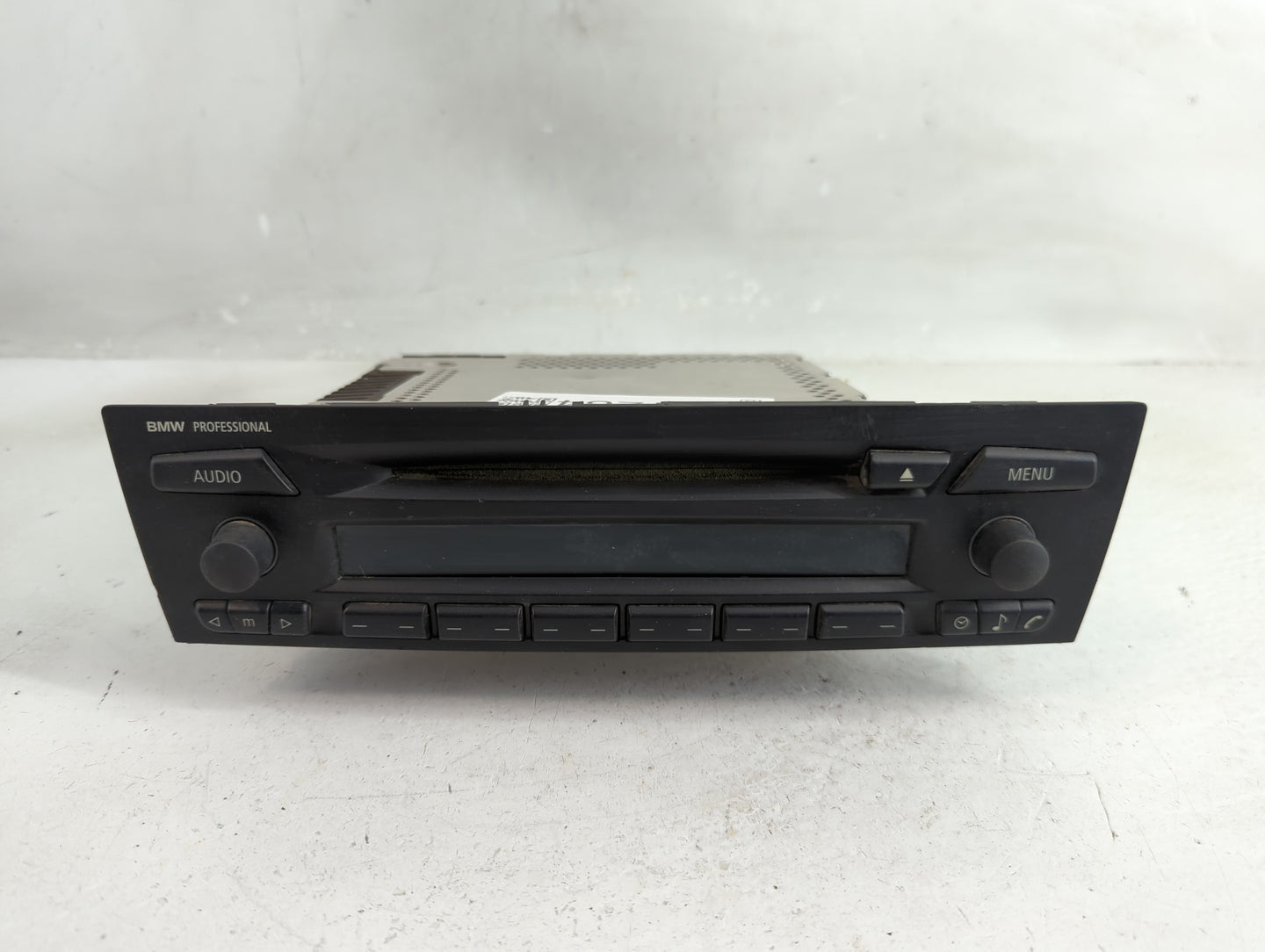 2006 Bmw 325i Radio AM FM Cd Player Receiver Replacement P/N:65.12-6 975 013 Fits OEM Used Auto Parts - Oemusedautoparts1.co