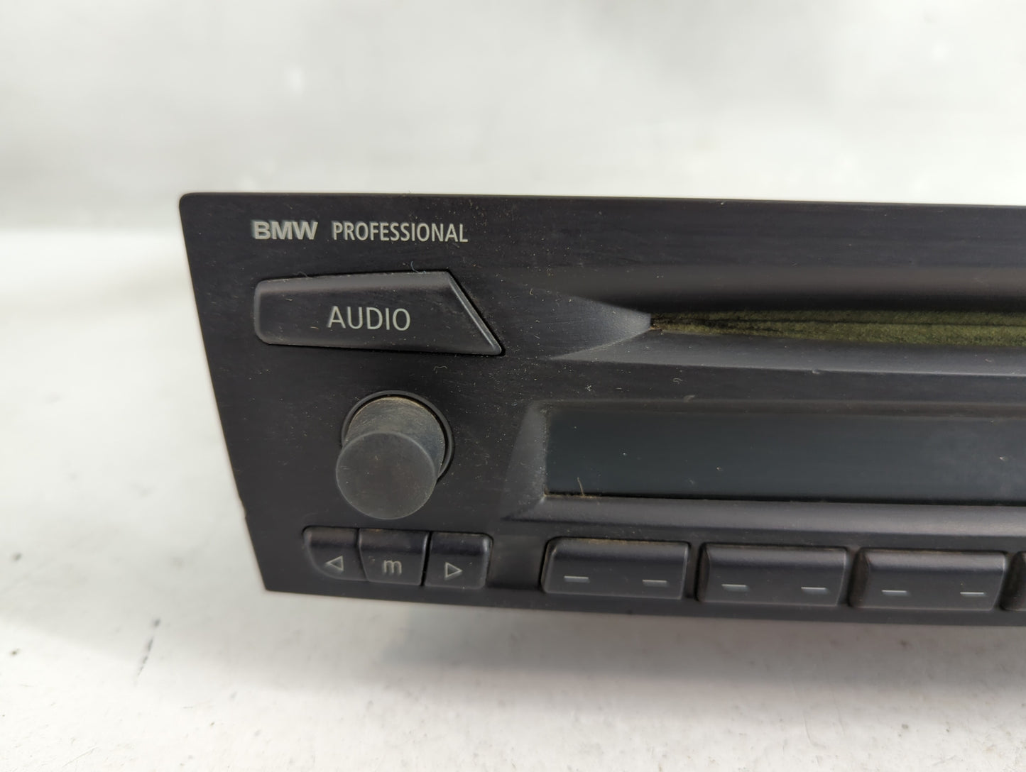 2006 Bmw 325i Radio AM FM Cd Player Receiver Replacement P/N:65.12-6 975 013 Fits OEM Used Auto Parts - Oemusedautoparts1.co