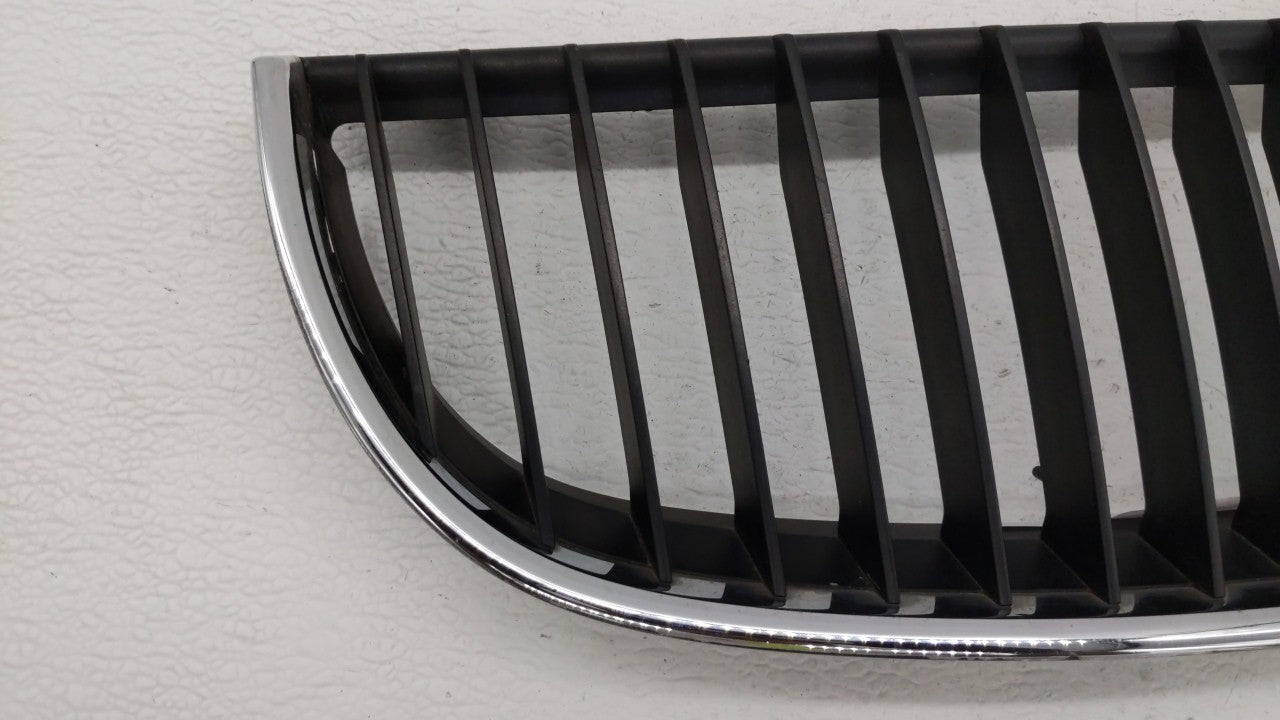 2006-2006 Bmw 325i Front Grille Bumper Not Included - Oemusedautoparts1.com