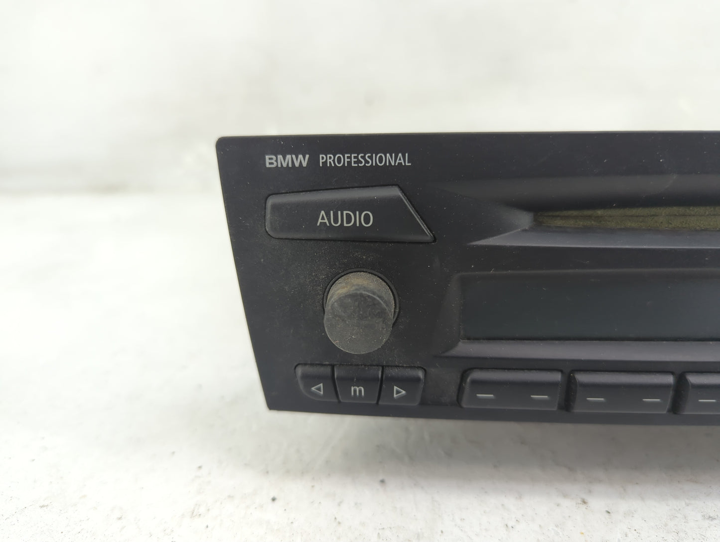 2006 Bmw 325i Radio AM FM Cd Player Receiver Replacement P/N:65126983018 CD73, AL900151195175 Fits OEM Used Auto Parts - Oem