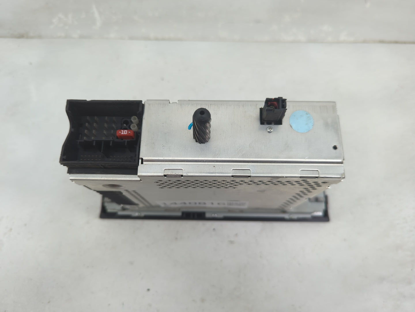 2006 Bmw 325i Radio AM FM Cd Player Receiver Replacement P/N:65126983018 CD73, AL900151195175 Fits OEM Used Auto Parts - Oem