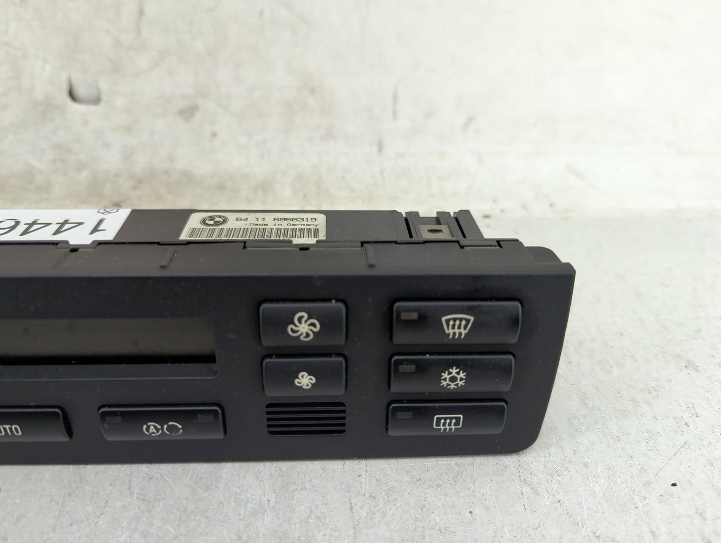 2006 Bmw 325i Climate Control Module Temperature AC/Heater Replacement P/N:64116956319 5HB00887819, EE669T Fits OEM Used Aut