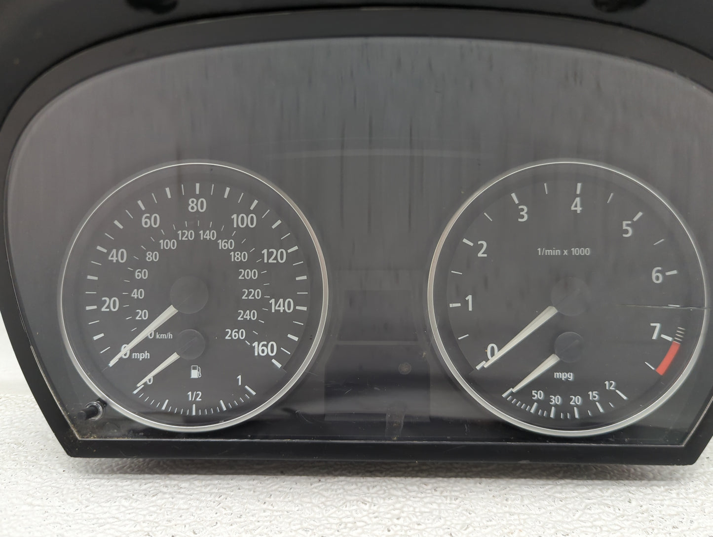2006 Bmw 325i Instrument Cluster Speedometer Gauges P/N:6974667-01 IK697466701U, A2C53117699 Fits OEM Used Auto Parts - Oemu