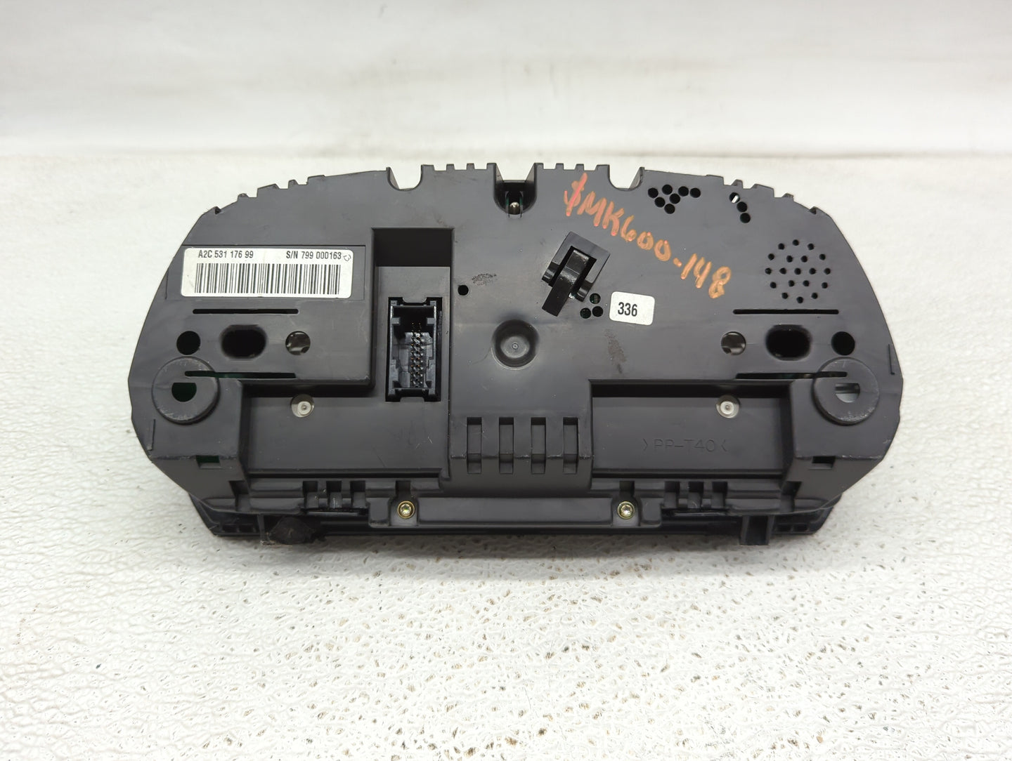 2006 Bmw 325i Instrument Cluster Speedometer Gauges P/N:6974667-01 IK697466701U, A2C53117699 Fits OEM Used Auto Parts - Oemu