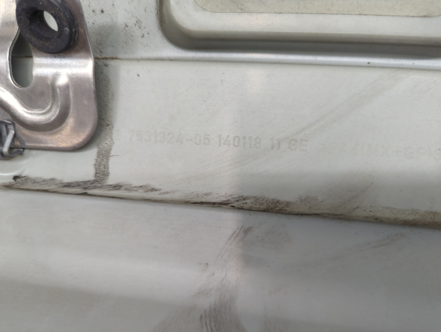2006 Bmw 325i Engine Cover - Oemusedautoparts1.com