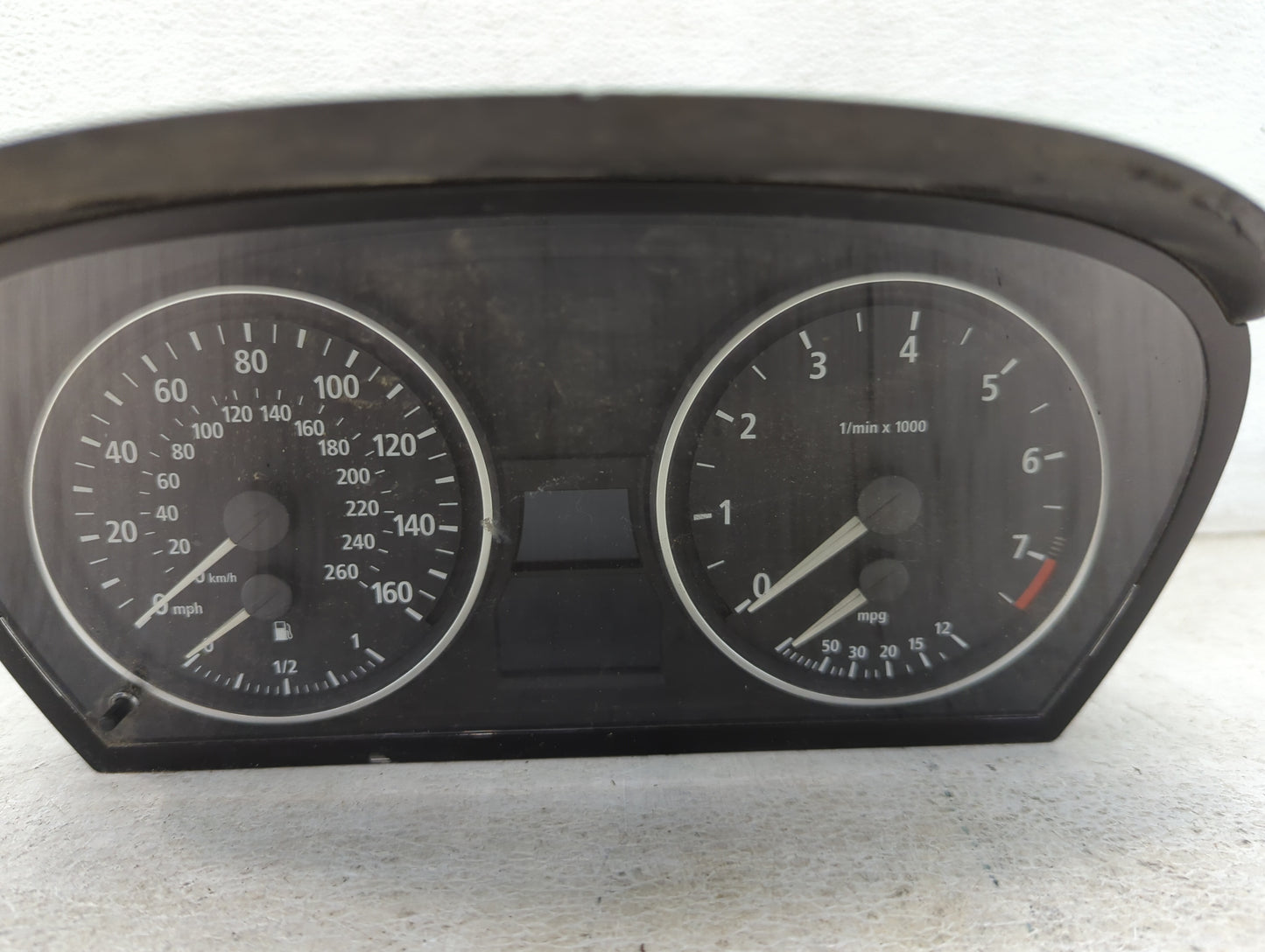 2006 Bmw 325i Instrument Cluster Speedometer Gauges P/N:6983495-01 14369510, IK698349501N, A2C53144926 Miles:137K Fits OEM U