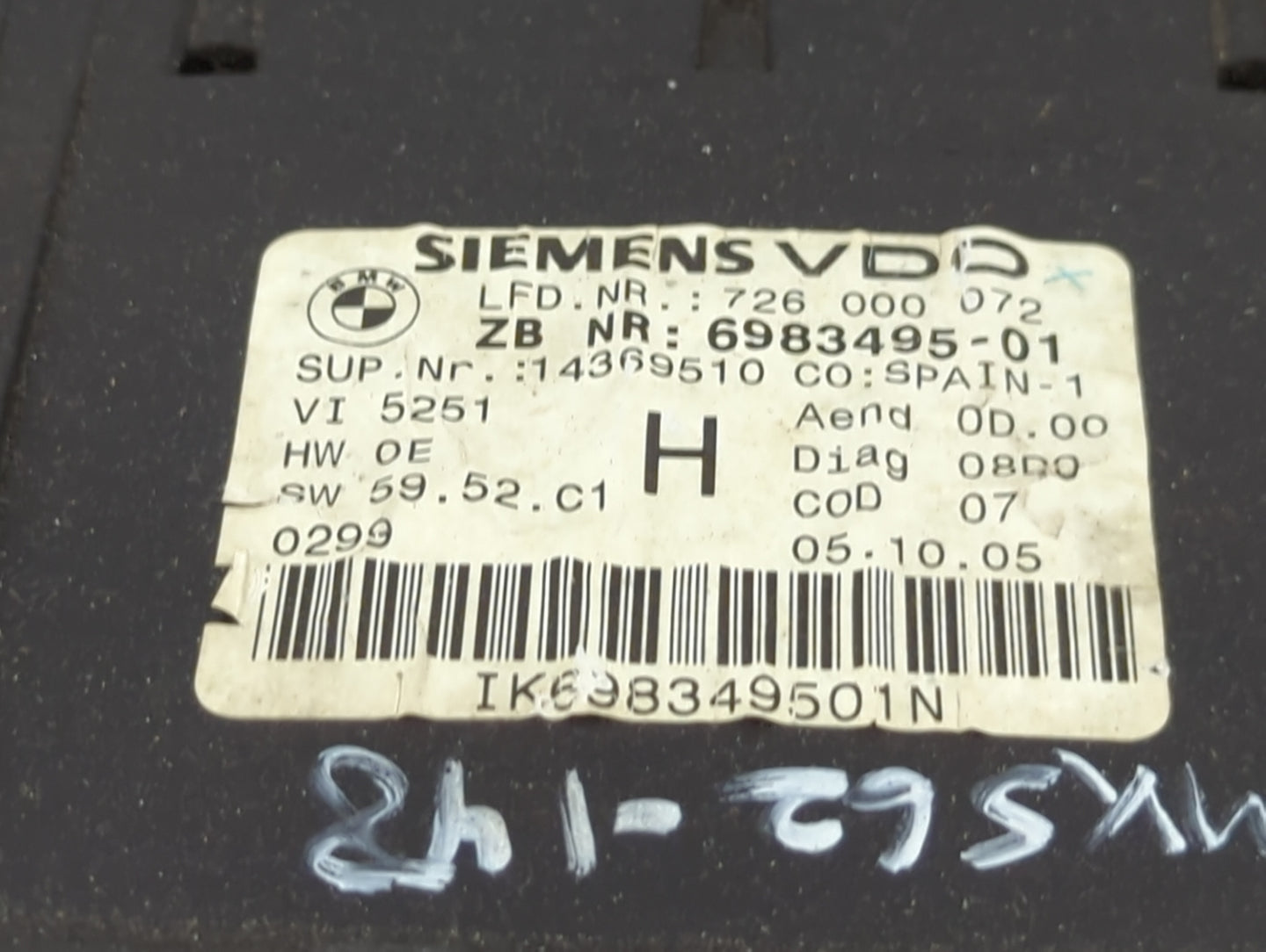 2006 Bmw 325i Instrument Cluster Speedometer Gauges P/N:6983495-01 14369510, IK698349501N, A2C53144926 Miles:137K Fits OEM U