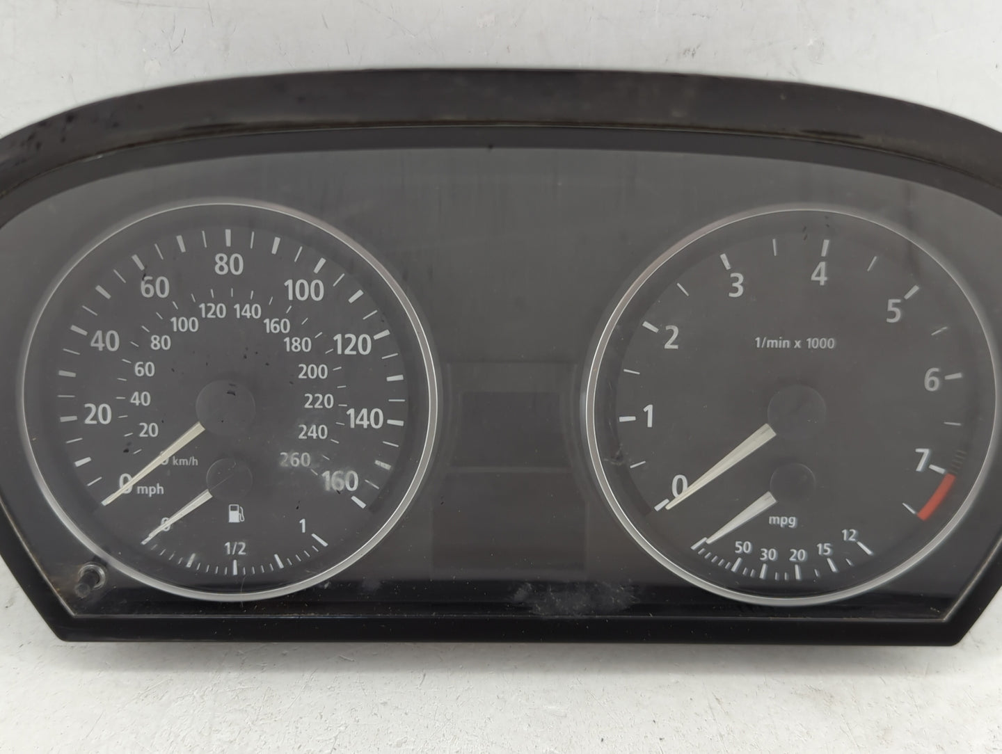 2006 Bmw 325i Instrument Cluster Speedometer Gauges P/N:9110213-05 A2C53168449, IK911021305S Miles:121K Fits OEM Used Auto P