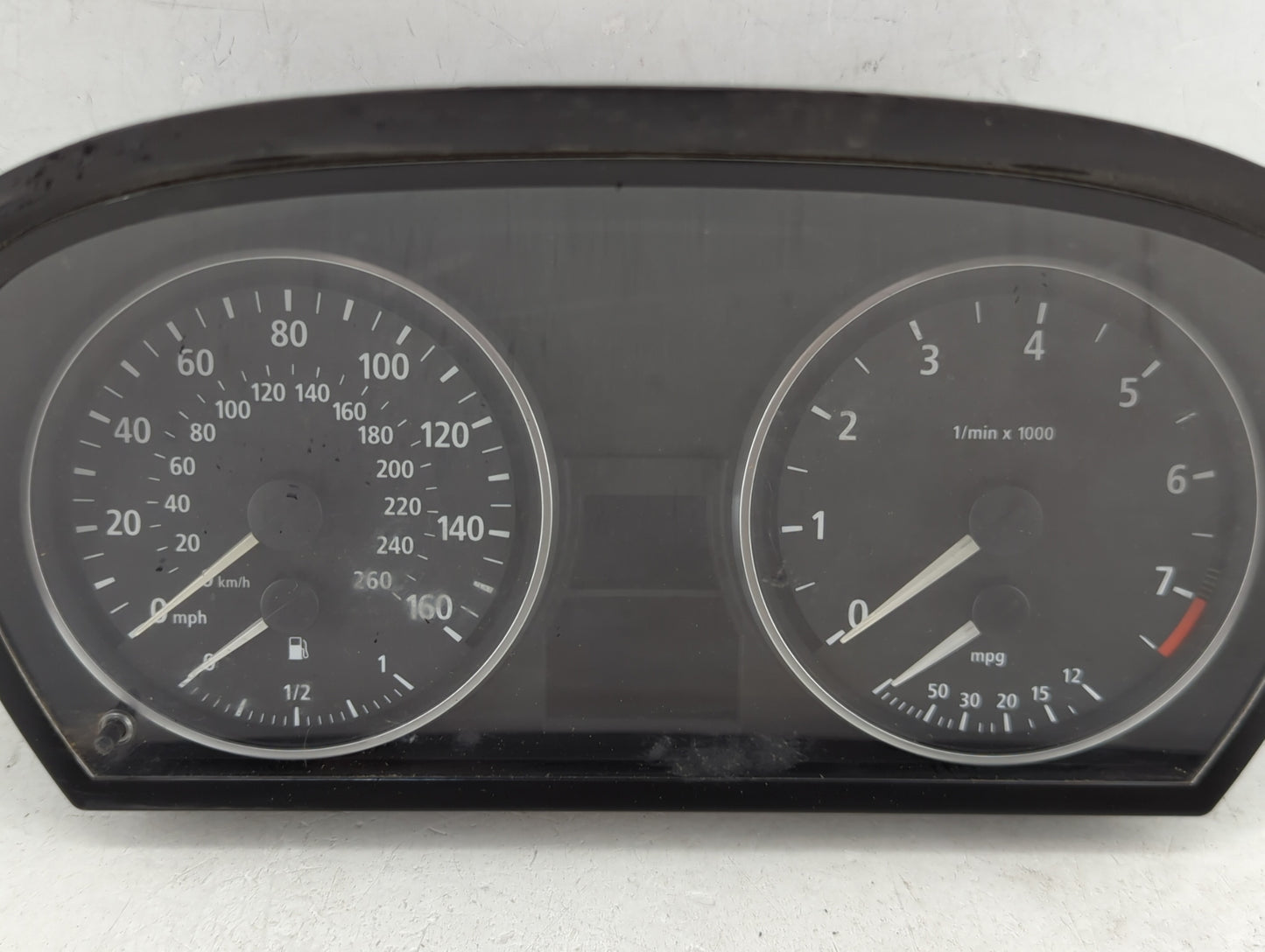 2006 Bmw 325i Instrument Cluster Speedometer Gauges P/N:9110213-05 A2C53168449, IK911021305S Miles:121K Fits OEM Used Auto P