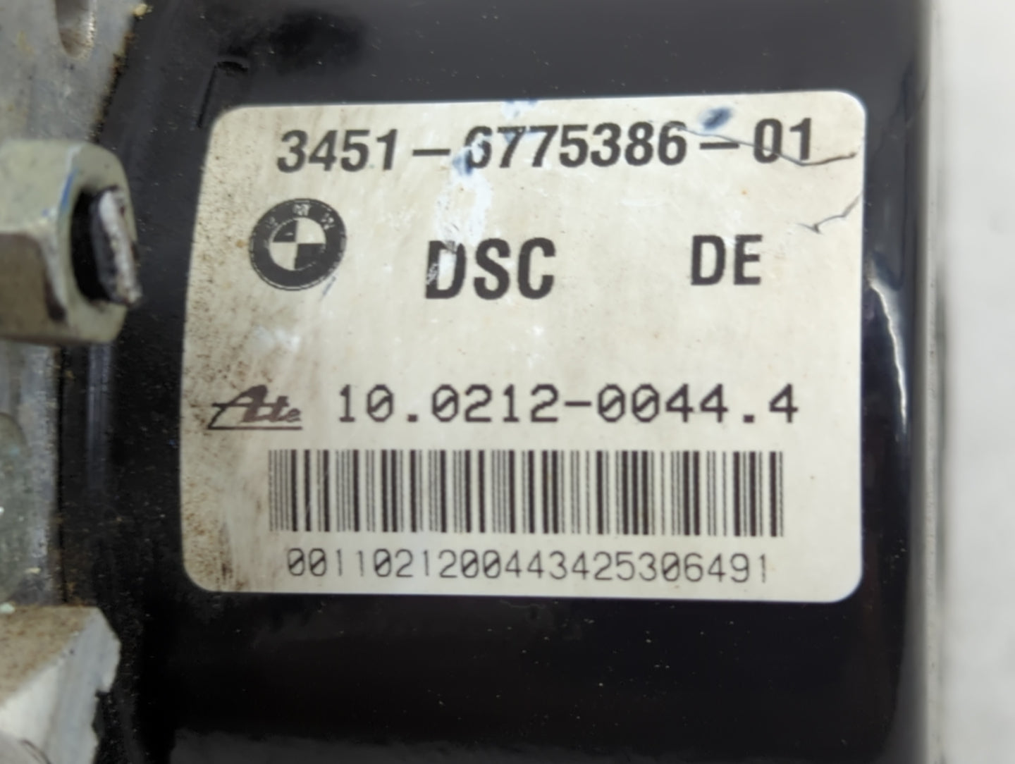 2006 Bmw 325i ABS Pump Control Module Replacement P/N:3451-6774929-01 Fits OEM Used Auto Parts - Oemusedautoparts1.com