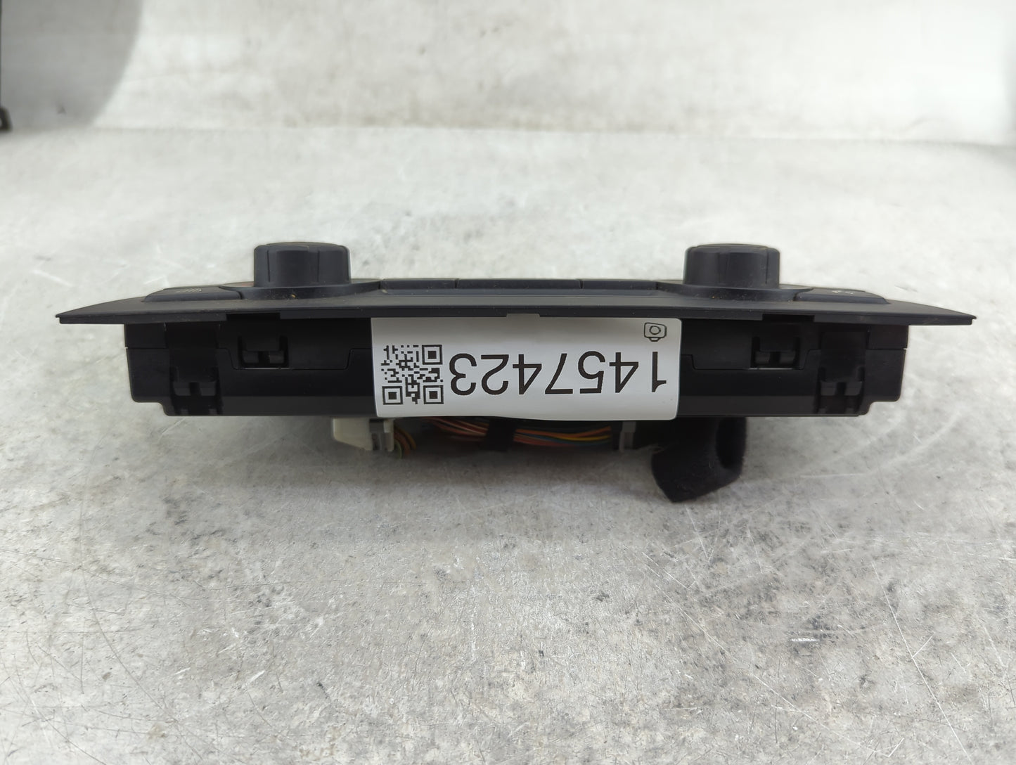 2006 Bmw 325i Climate Control Module Temperature AC/Heater Replacement P/N:6958536-01 Fits OEM Used Auto Parts - Oemusedauto