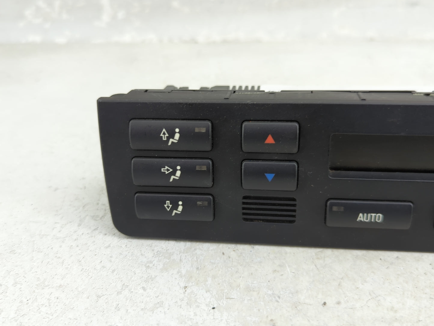 2006 Bmw 325i Climate Control Module Temperature AC/Heater Replacement P/N:64116956319 5HB00887819, EE669T Fits OEM Used Aut